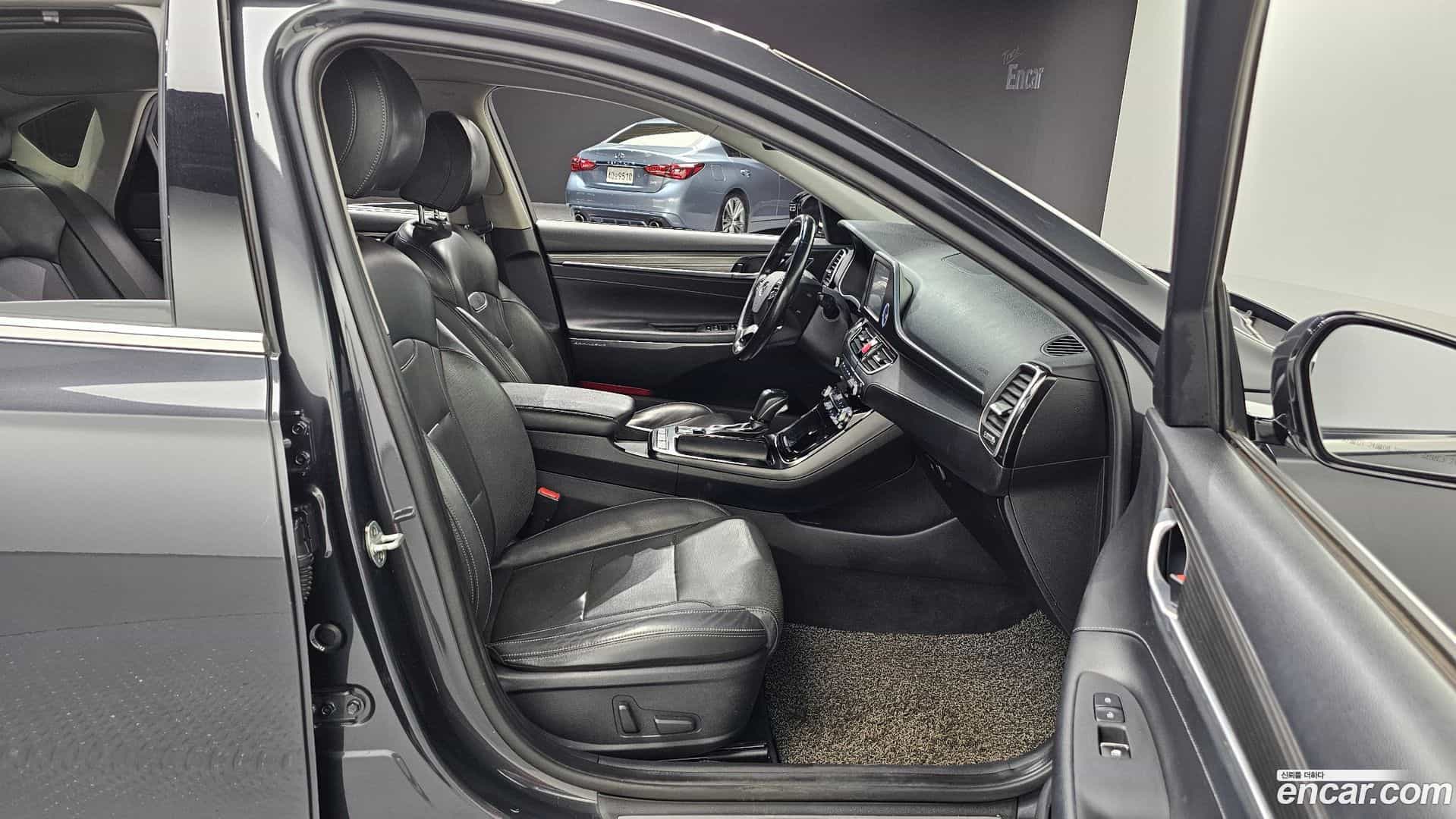 Grandeur Hyundai 2016.11-INNER-036