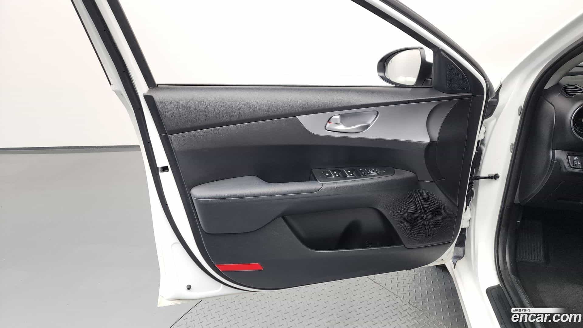 K3 Kia 2022.1-INNER-034
