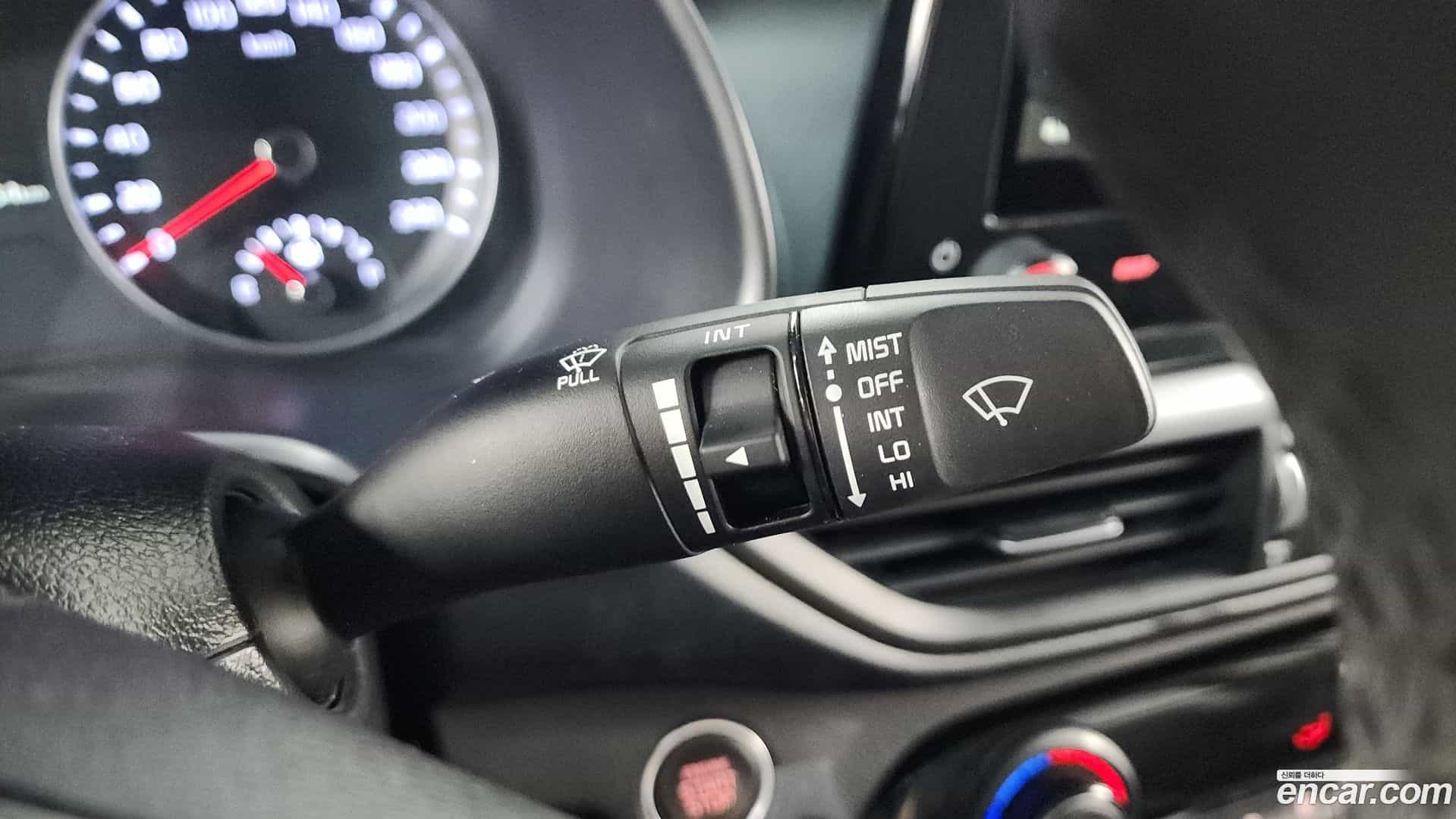 K3 Kia 2022.1-OPTION-042
