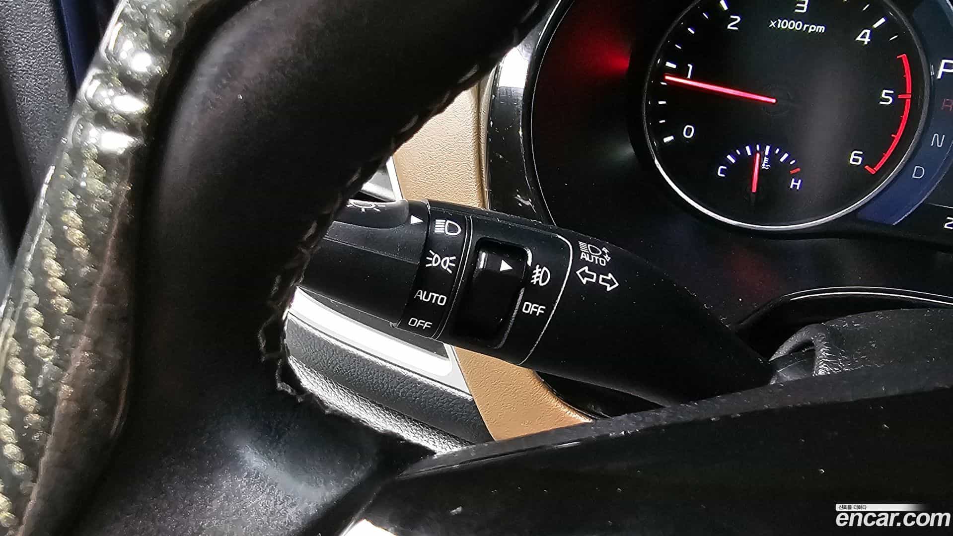 Seltos Kia 2019.7-OPTION-042