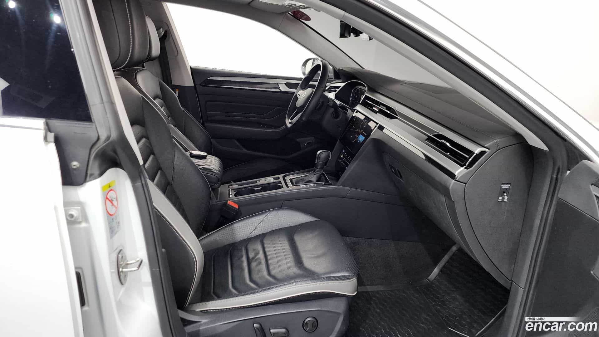 Arteon Volkswagen 2023.2-INNER-036