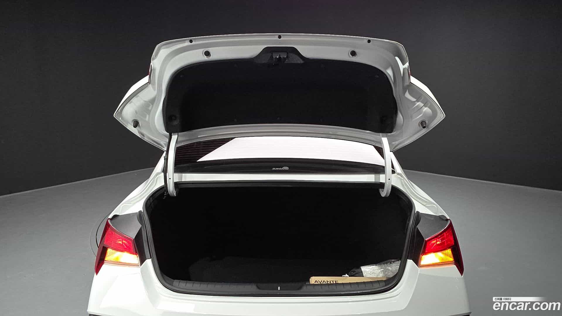 AVANTE Hyundai 2024.3-OPTION-024