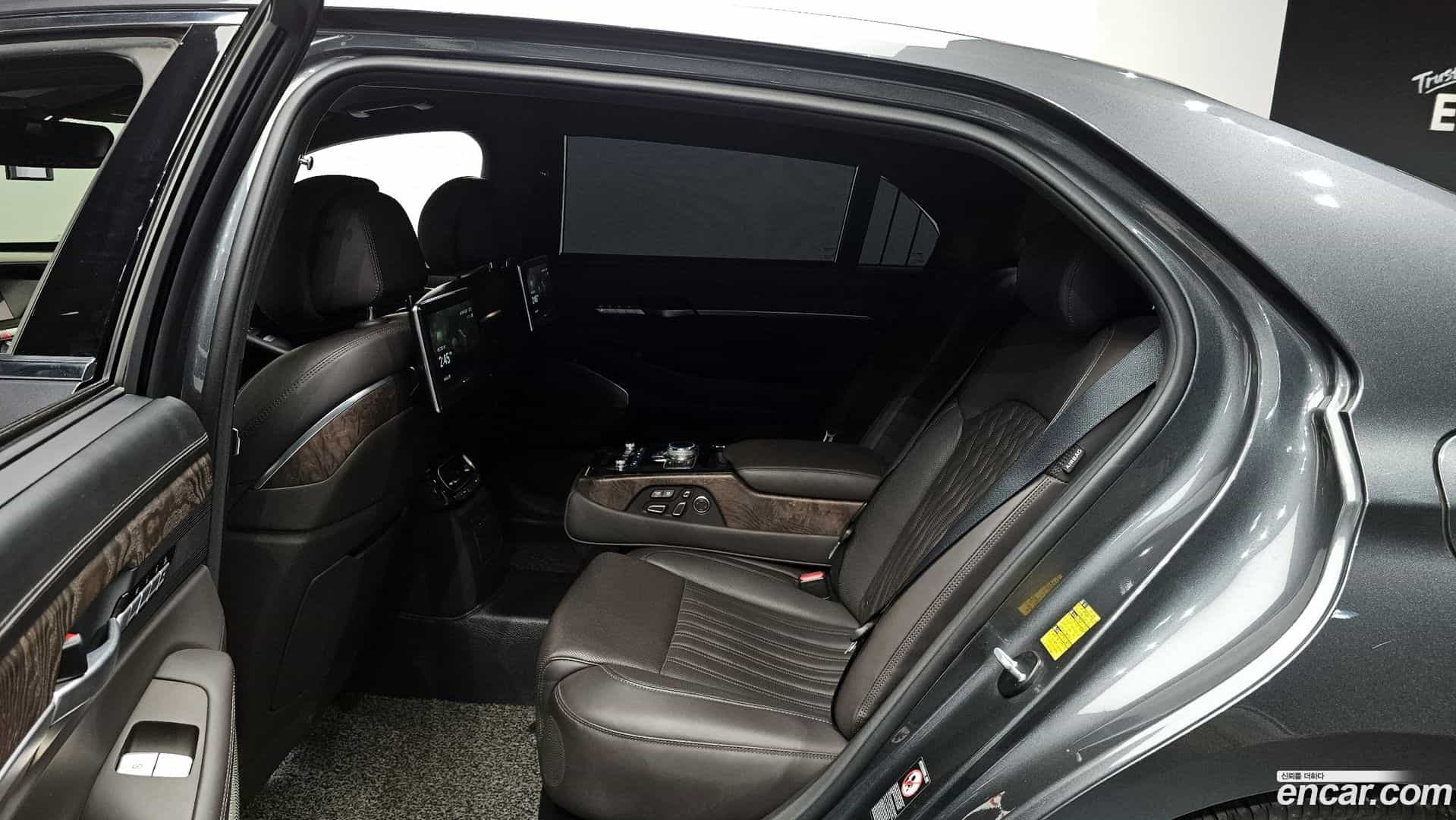 G90 Genesis 2019.0-OPTION-016