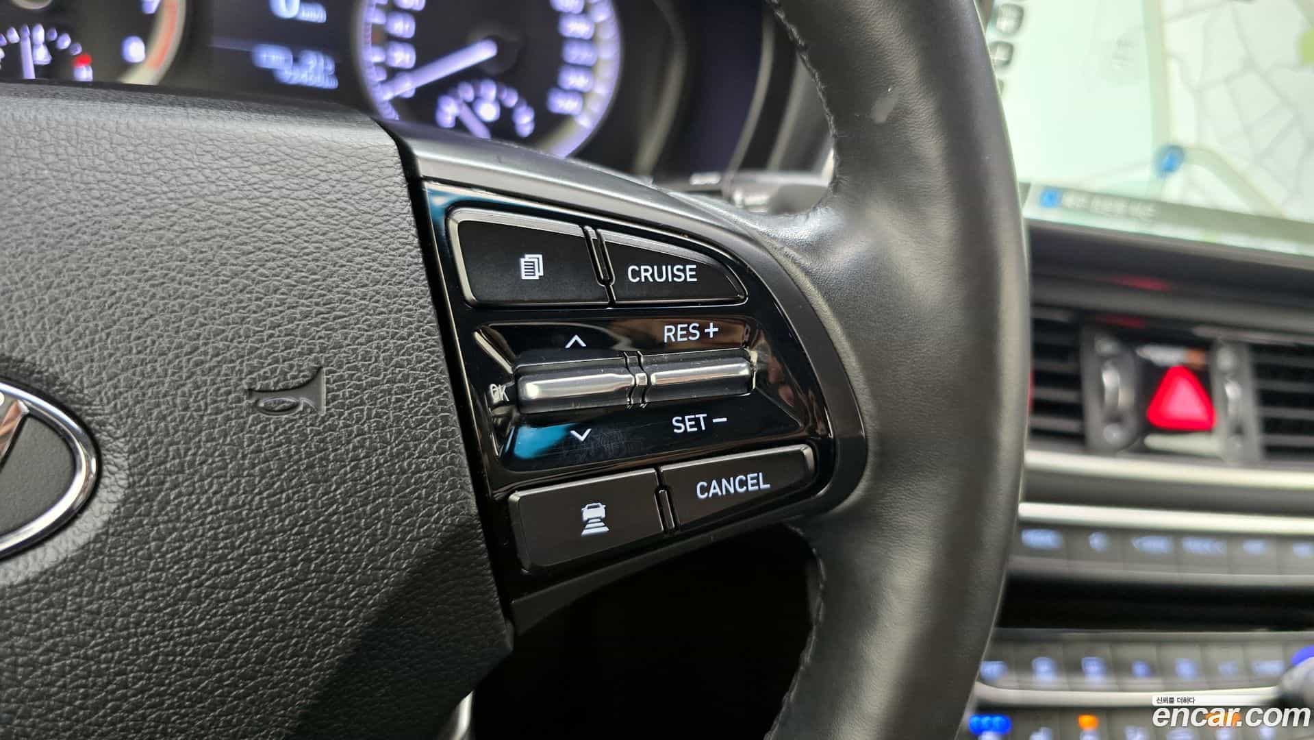 Grandeur Hyundai 2017.4-OPTION-020