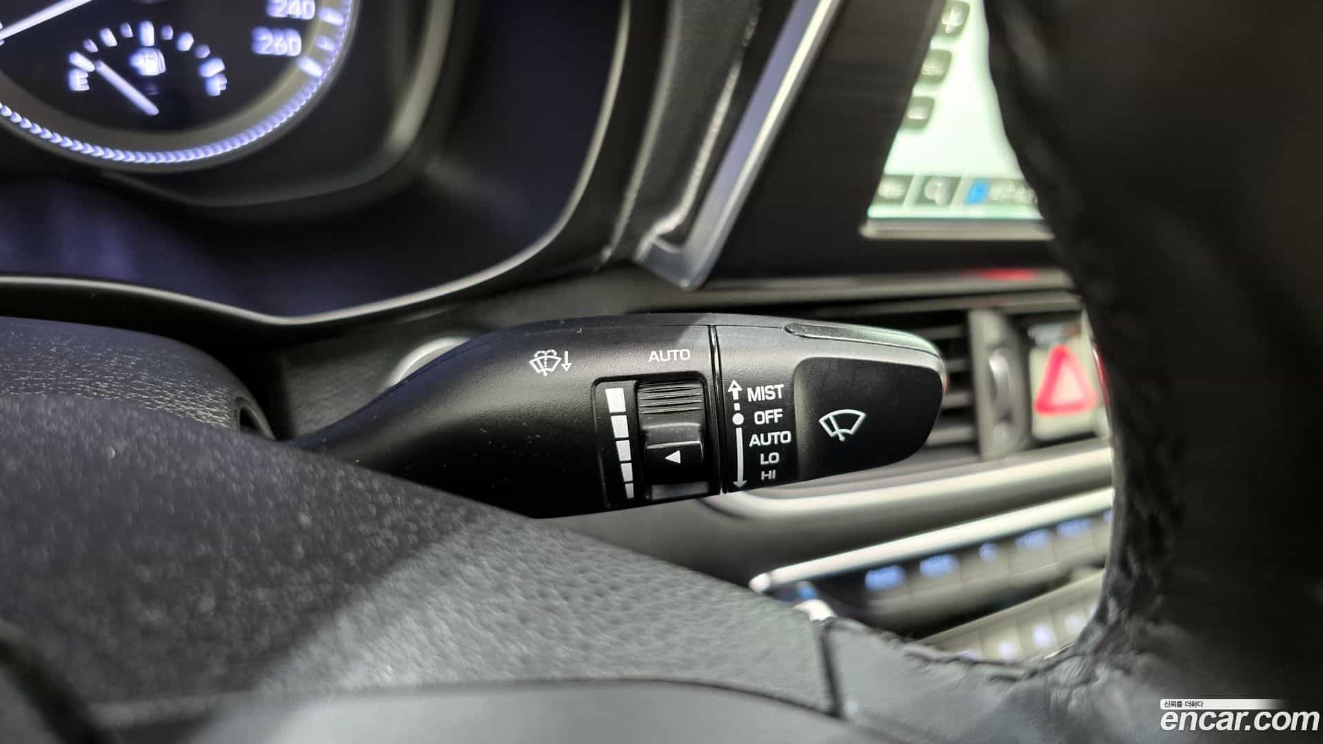 Grandeur Hyundai 2017.4-OPTION-021
