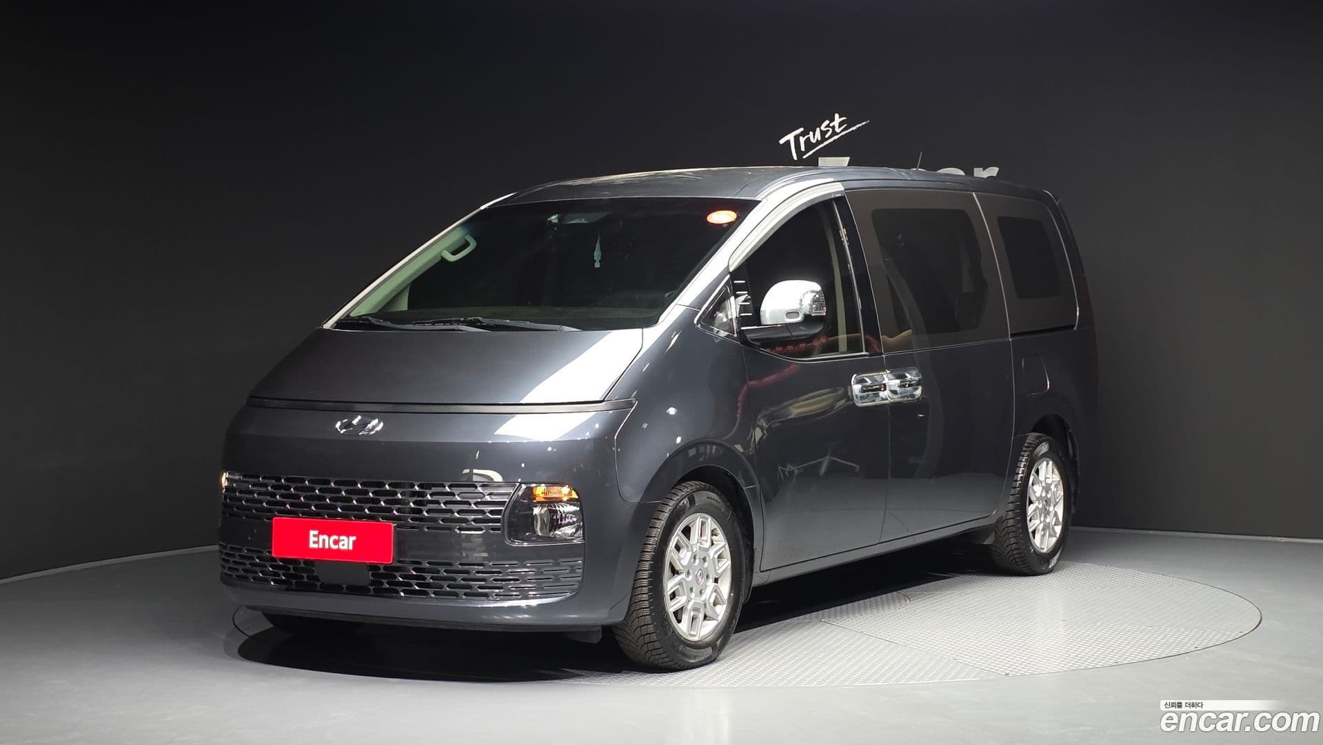 Main__Slider__Photo:Staria Hyundai 2022.3-0