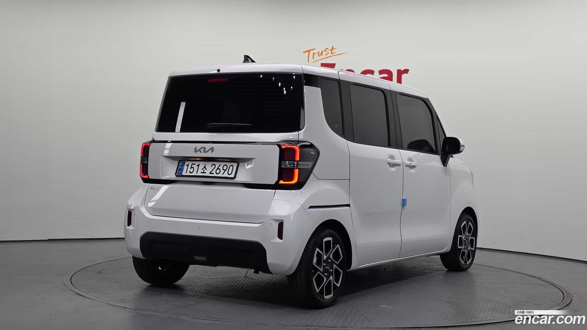 RAY Kia 2025.0-OUTER-002