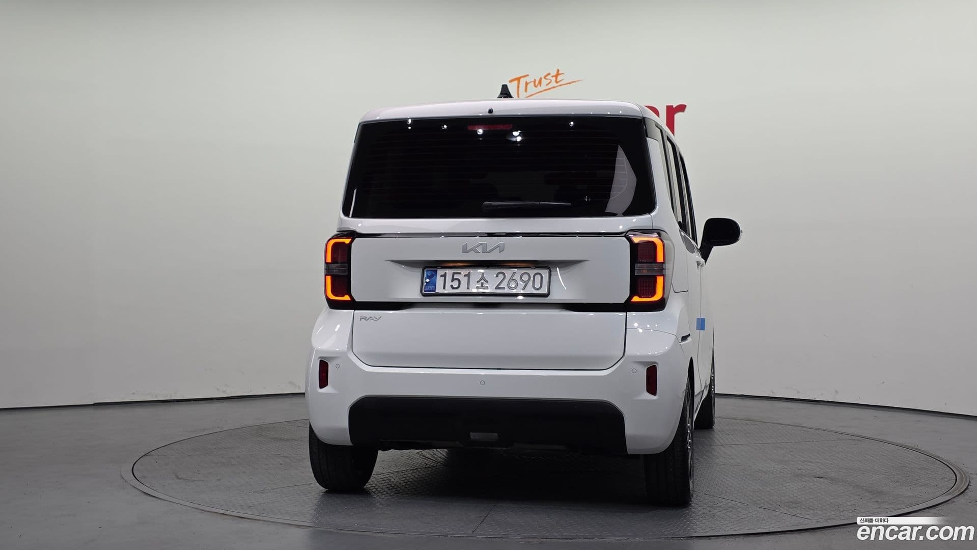 Main__Slider__Photo:RAY Kia 2025.0-3