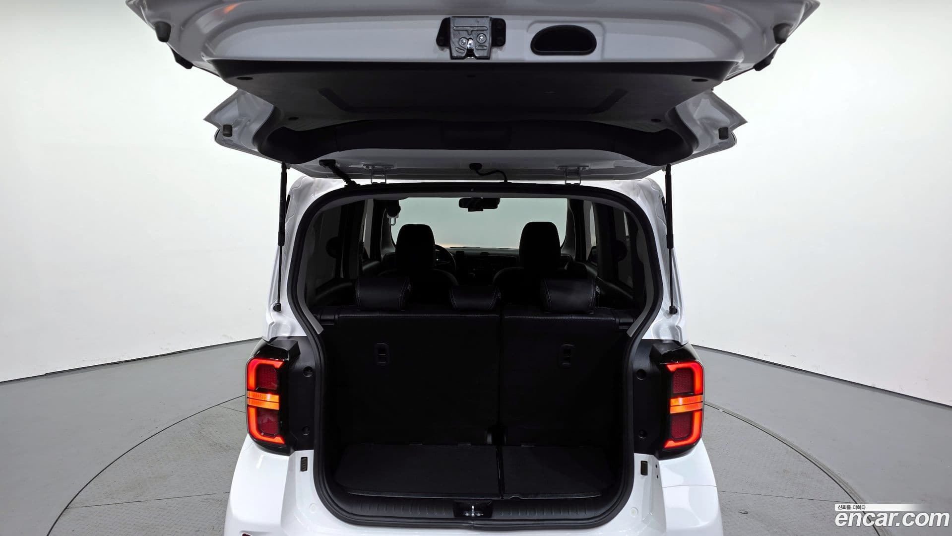 Main__Slider__Photo:RAY Kia 2025.0-32
