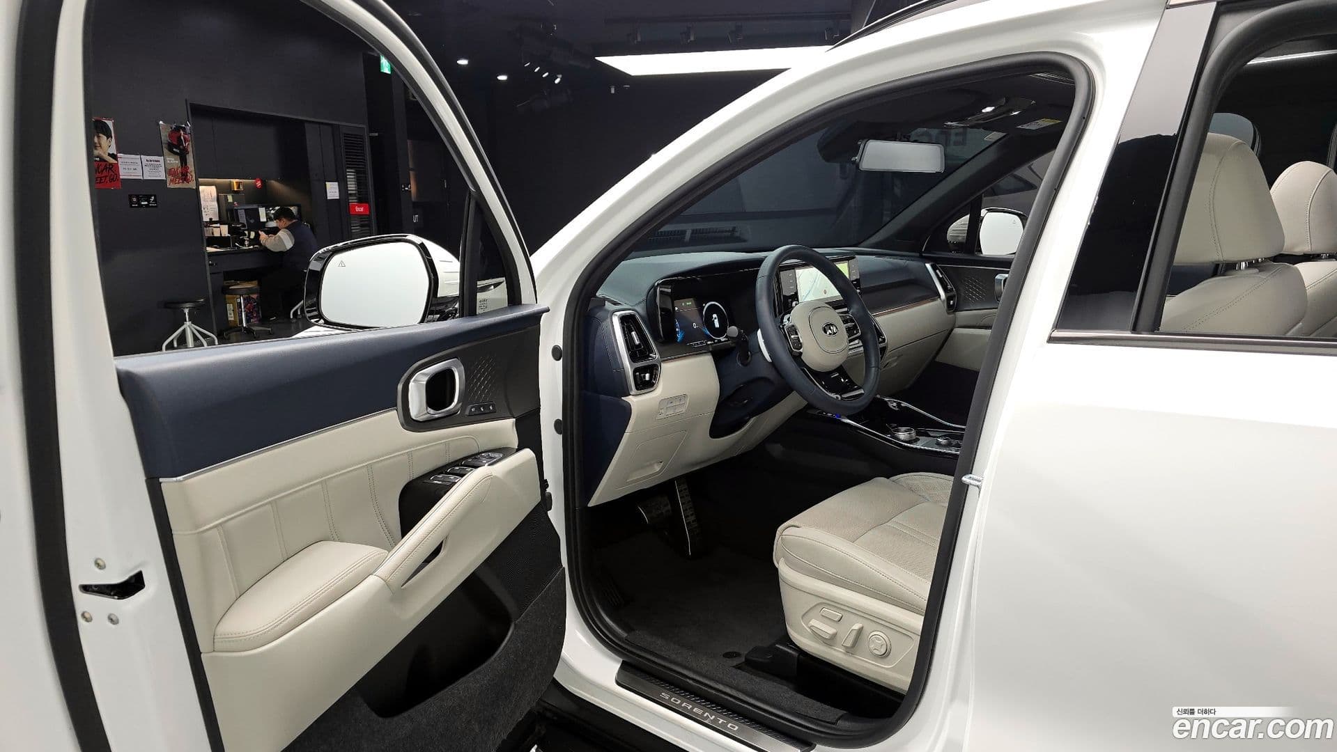 Main__Slider__Photo:Sorento Kia 2021.1-9