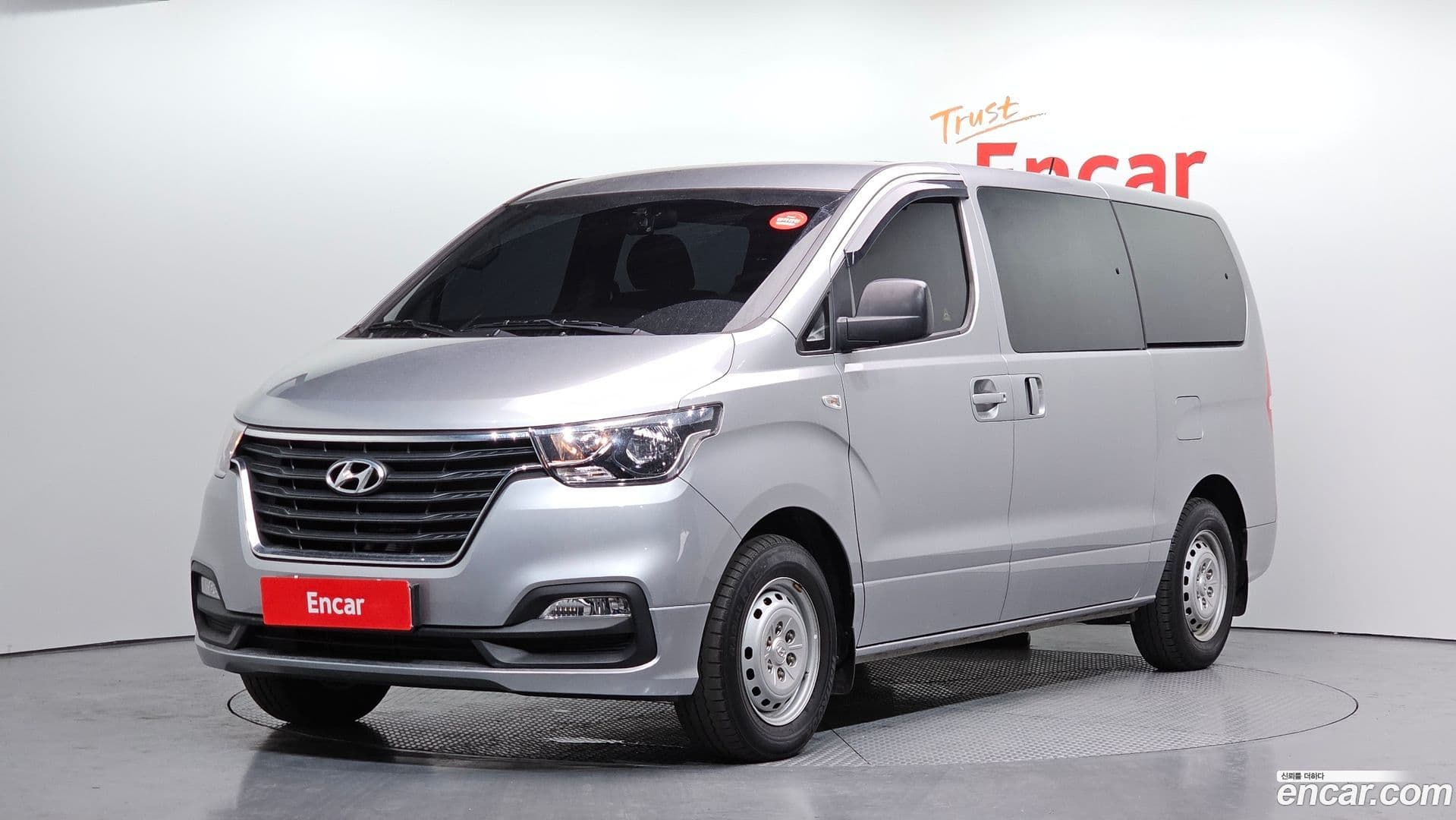 Main__Slider__Photo:Starex Hyundai 2020.8-0