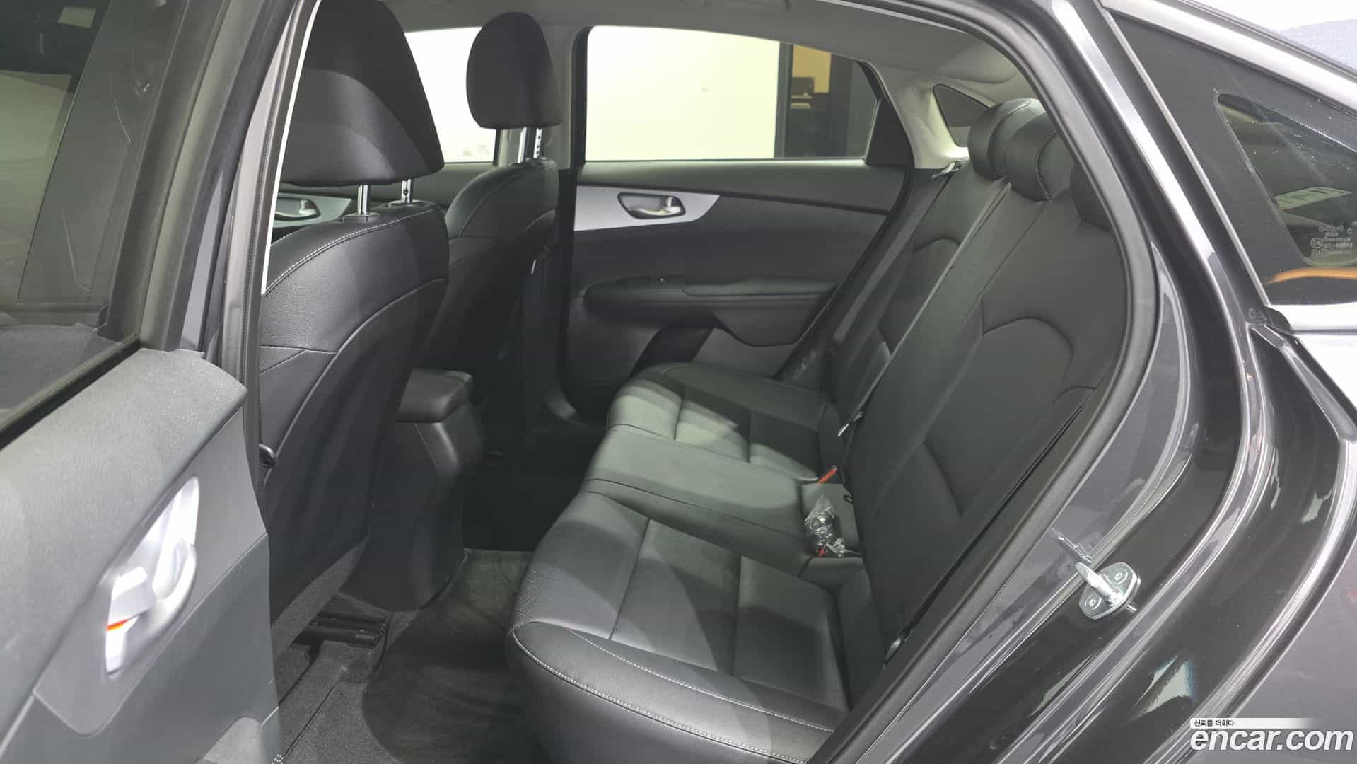 K3 Kia 2023.1-OPTION-015