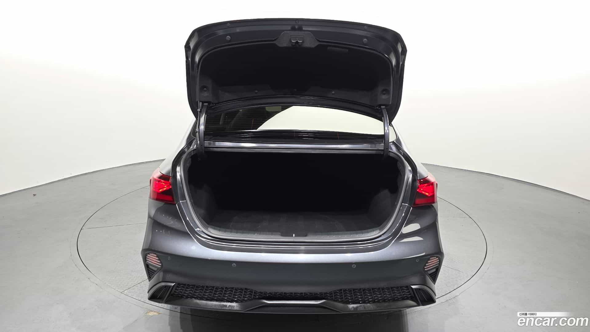 K3 Kia 2023.1-OPTION-024