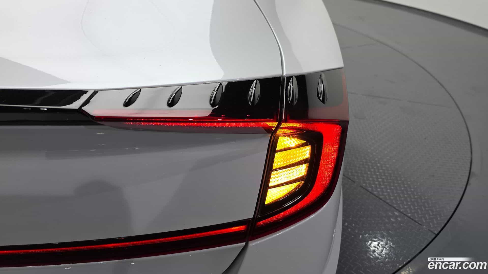 Sonata Hyundai 2022.3-OUTER-033