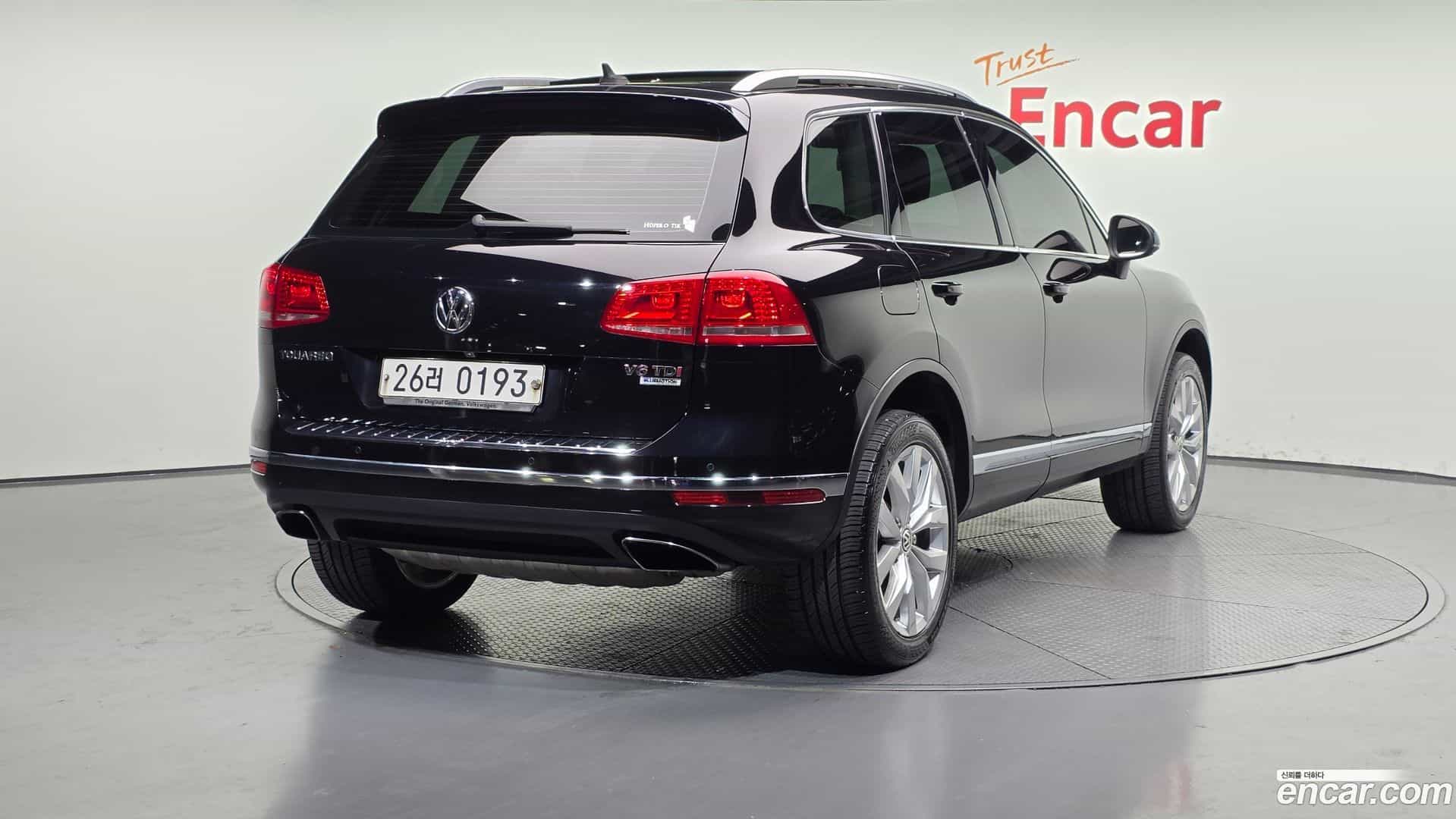 Touareg Volkswagen 2016.8-OUTER-002