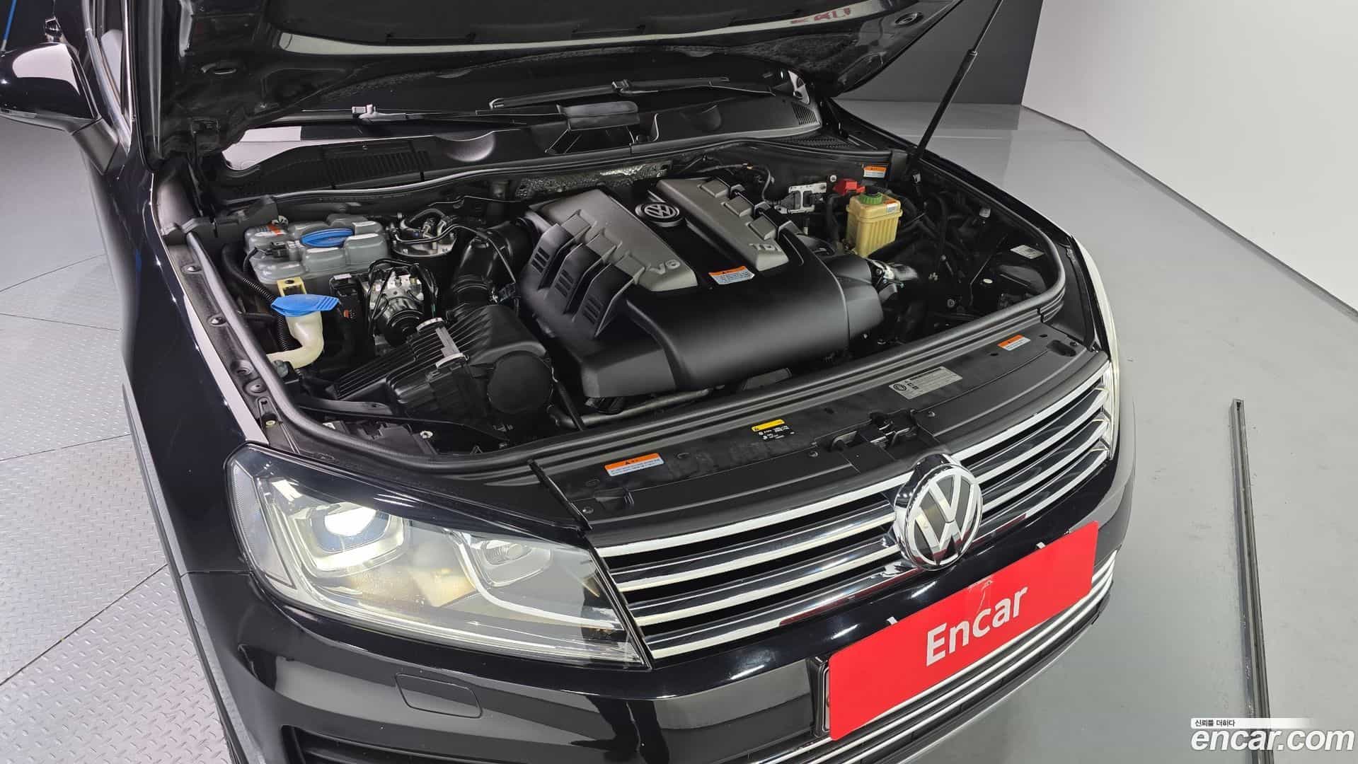 Touareg Volkswagen 2016.8-OUTER-006