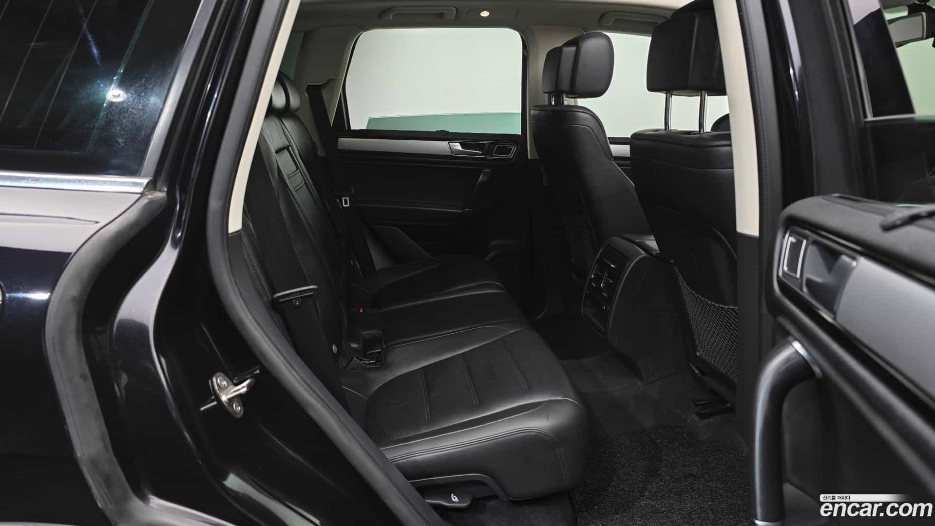 Touareg Volkswagen 2016.8-OPTION-015