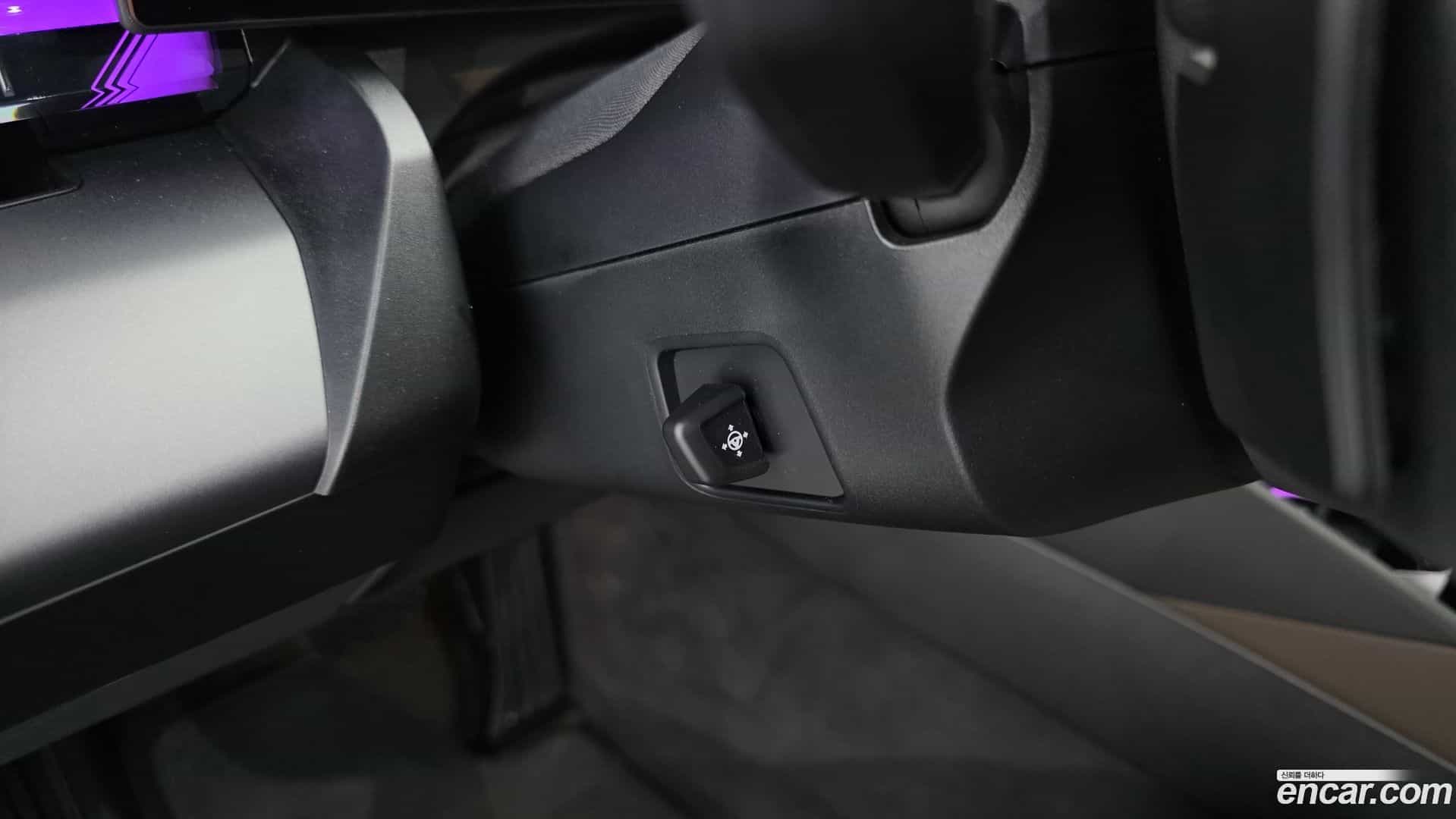 5-Series BMW 2025.10-OPTION-041