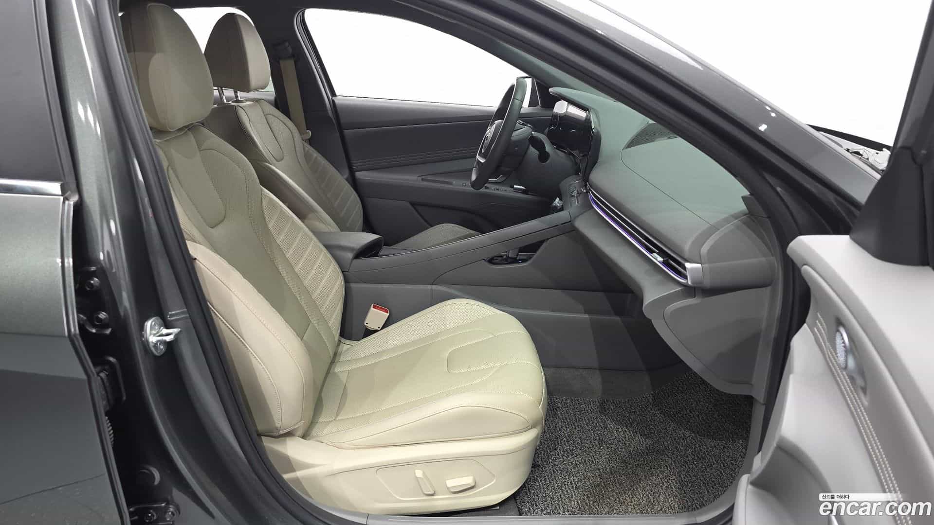 AVANTE Hyundai 2022.11-INNER-010