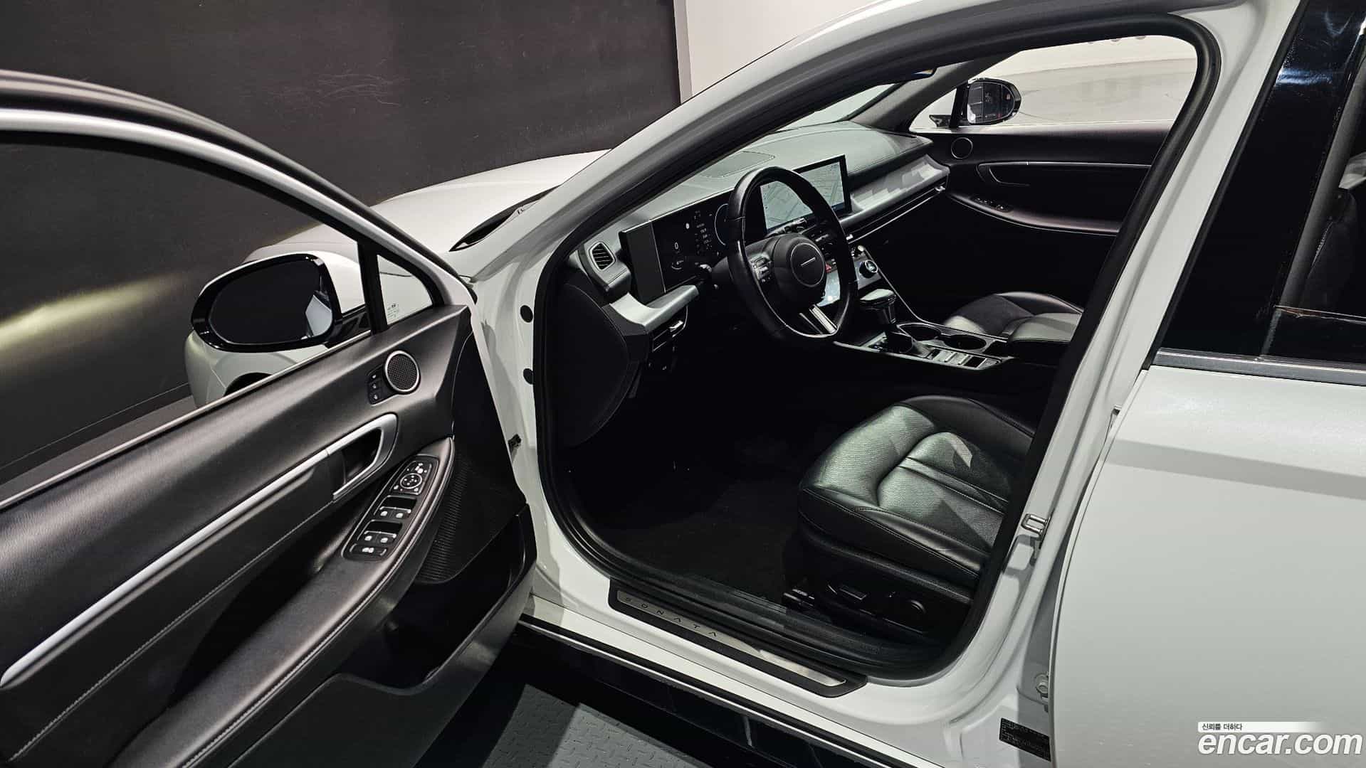 Sonata Hyundai 2023.6-INNER-010