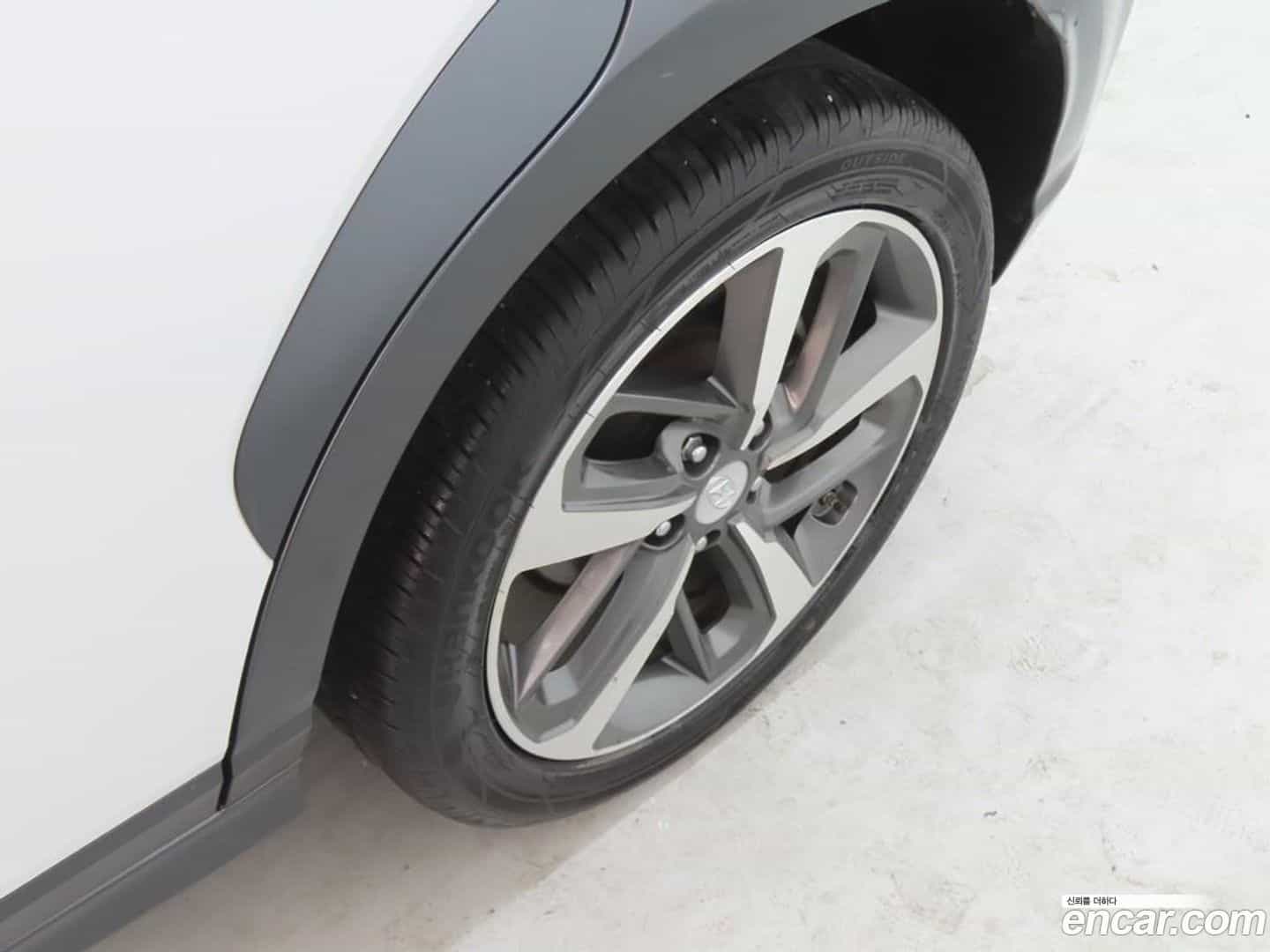 Kona Hyundai 2019.8-OUTER-005