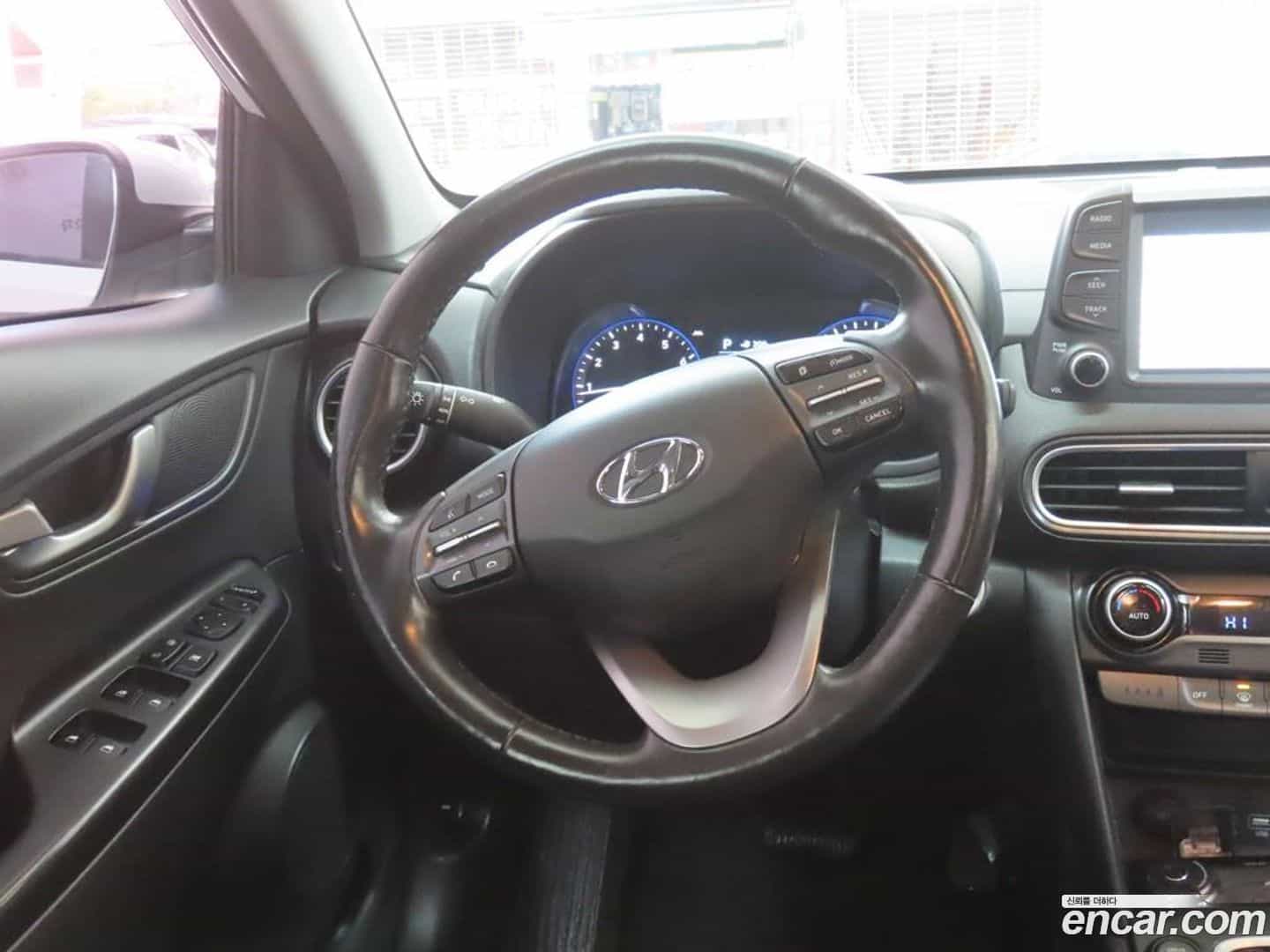 Kona Hyundai 2019.8-OPTION-024