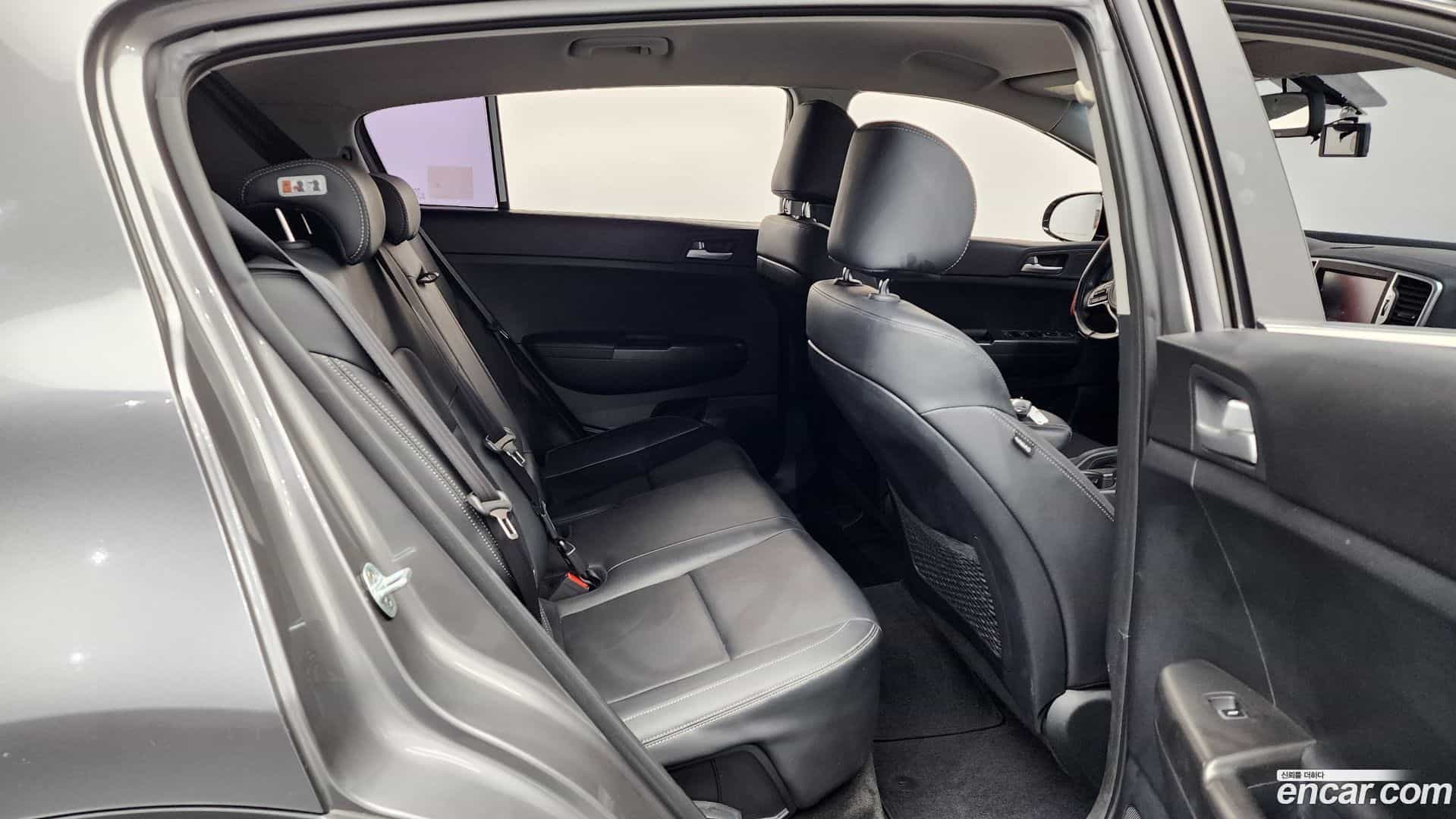 Sportage Kia 2017.8-OPTION-015