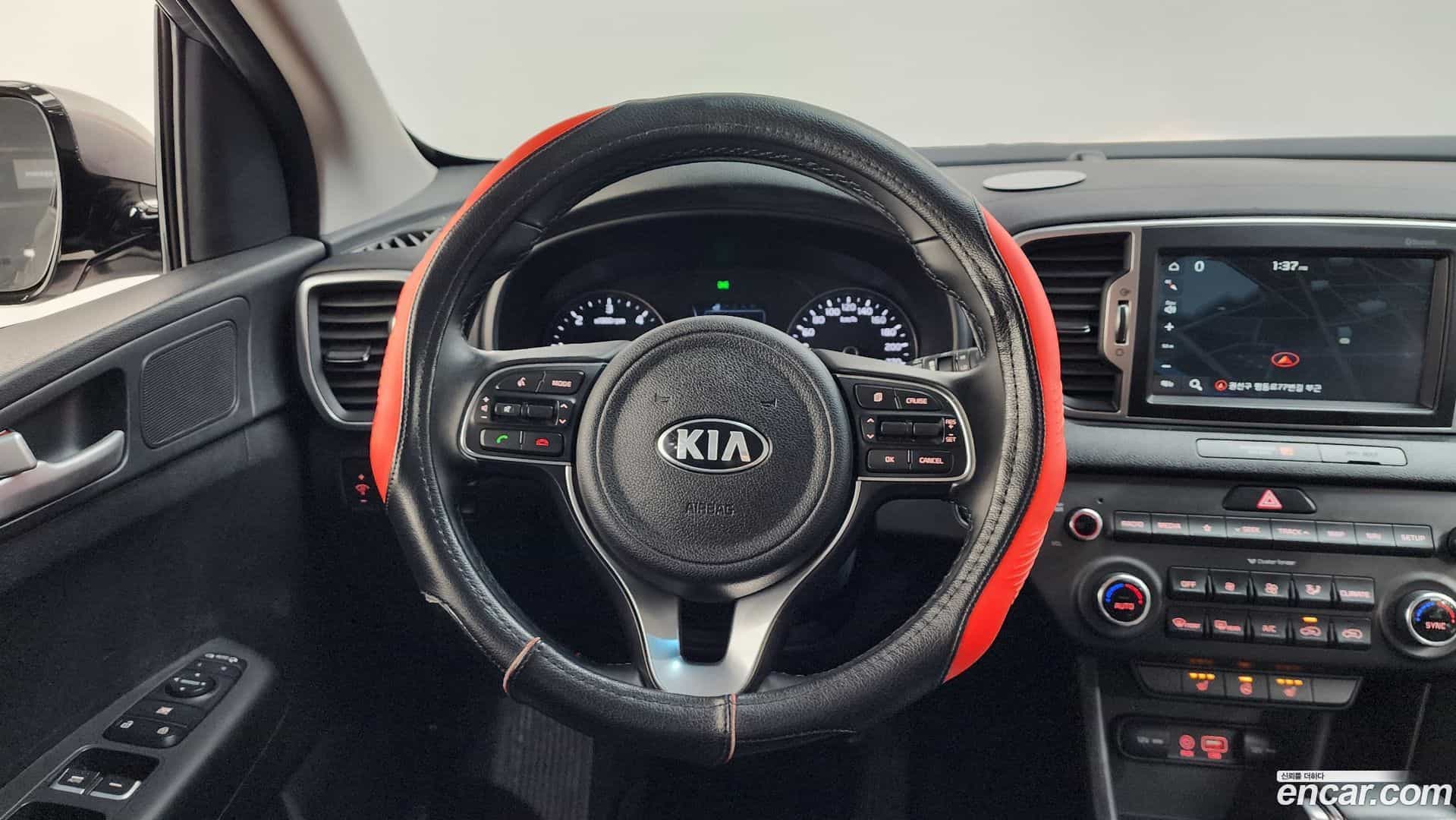 Sportage Kia 2017.8-OPTION-017