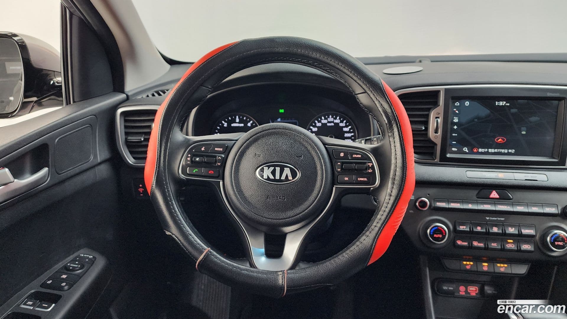 Main__Slider__Photo:Sportage Kia 2017.8-12