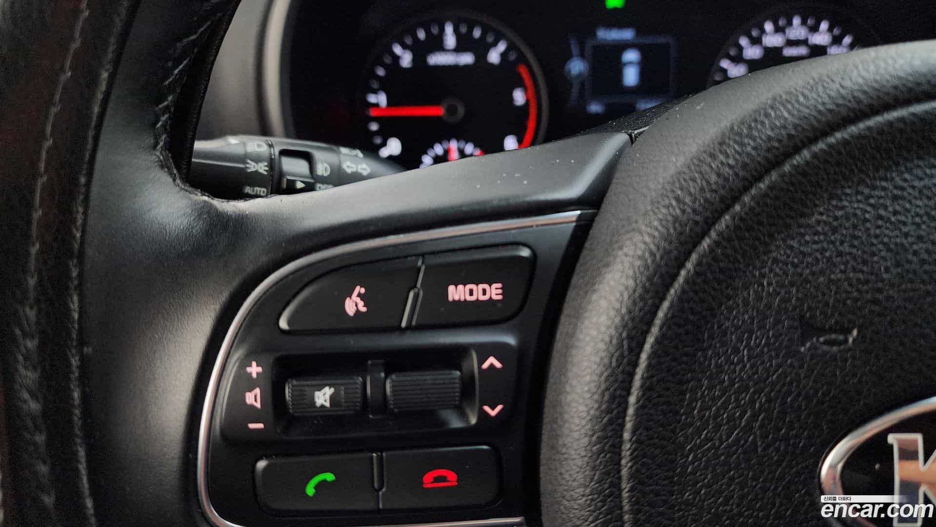 Sportage Kia 2017.8-OPTION-021