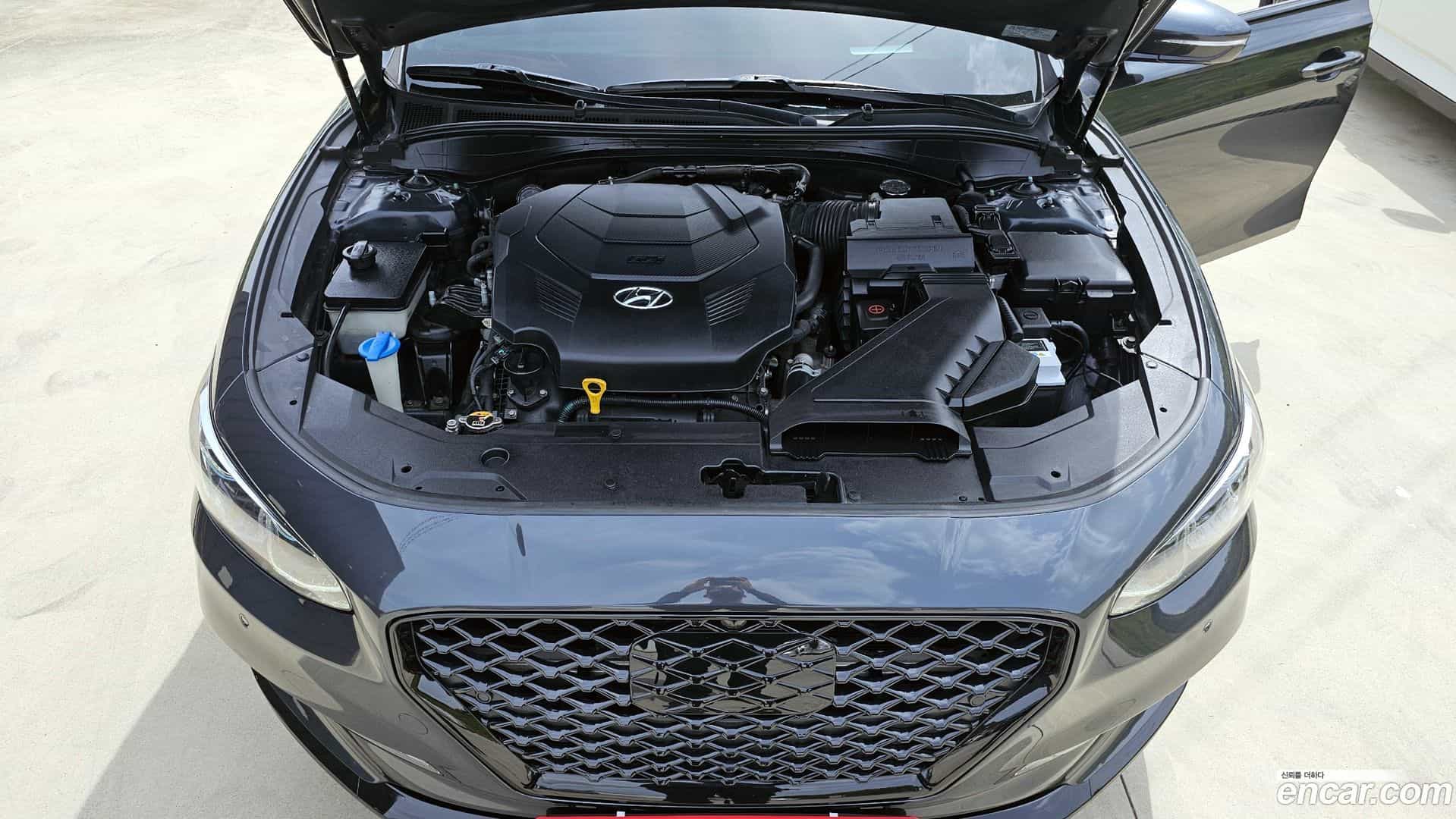 Grandeur Hyundai 2017.9-OUTER-006