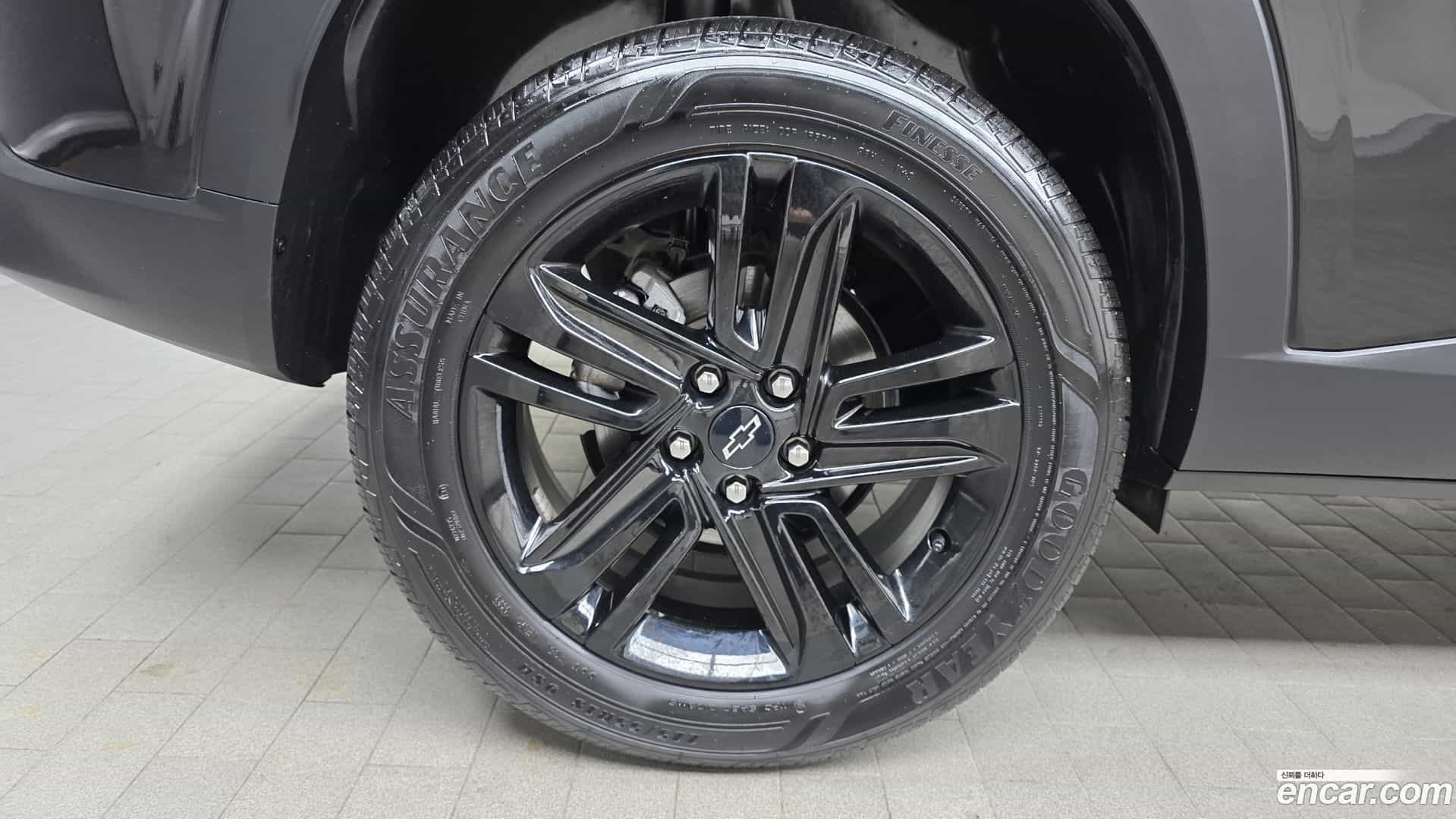 Trax Chevrolet 2023.3-OUTER-005