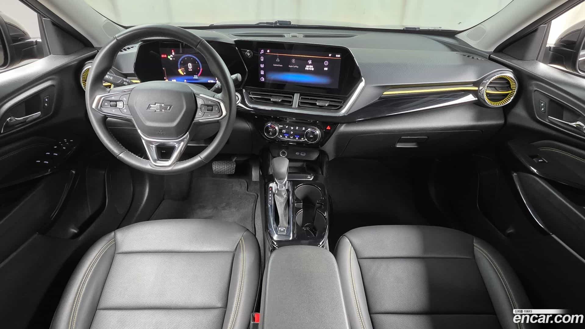 Trax Chevrolet 2023.3-INNER-007