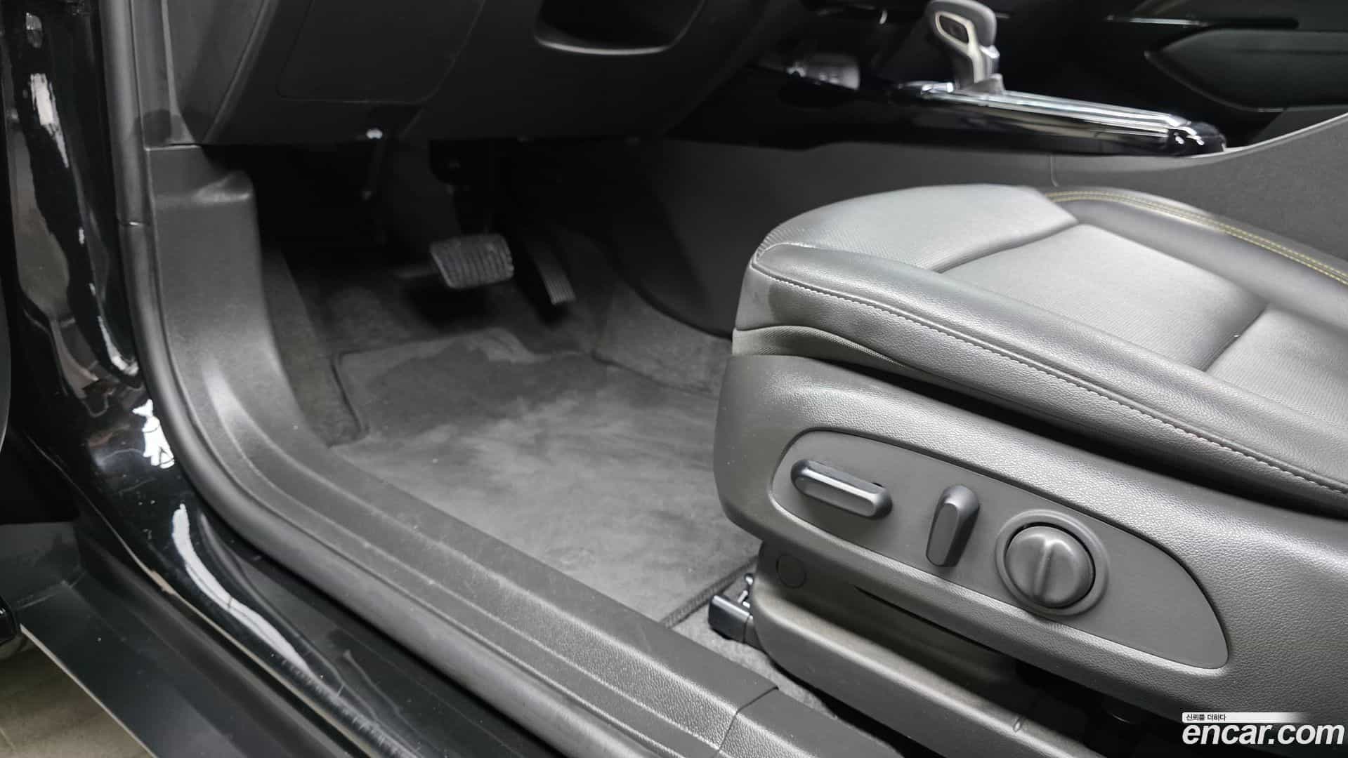Trax Chevrolet 2023.3-OPTION-023