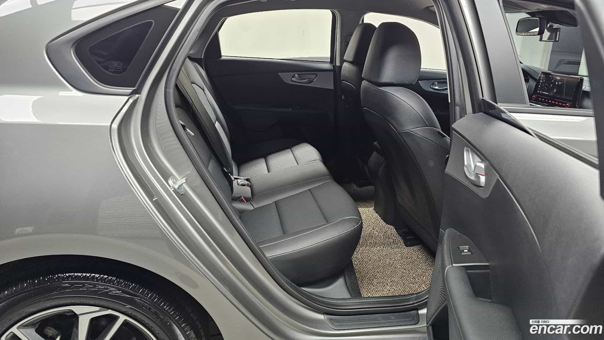 K3 Kia 2022.2-OPTION-016