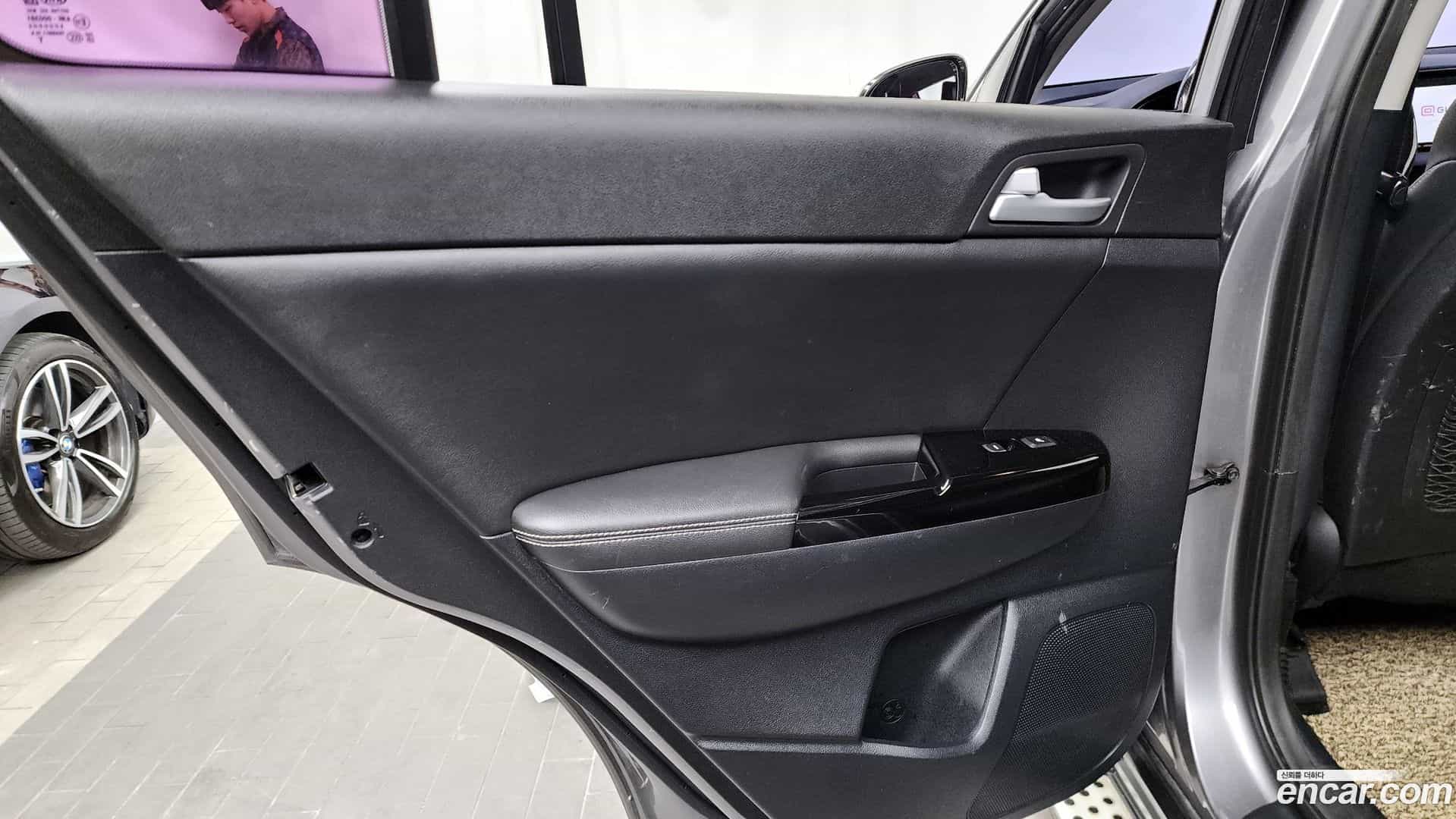 Sportage Kia 2016.4-INNER-035