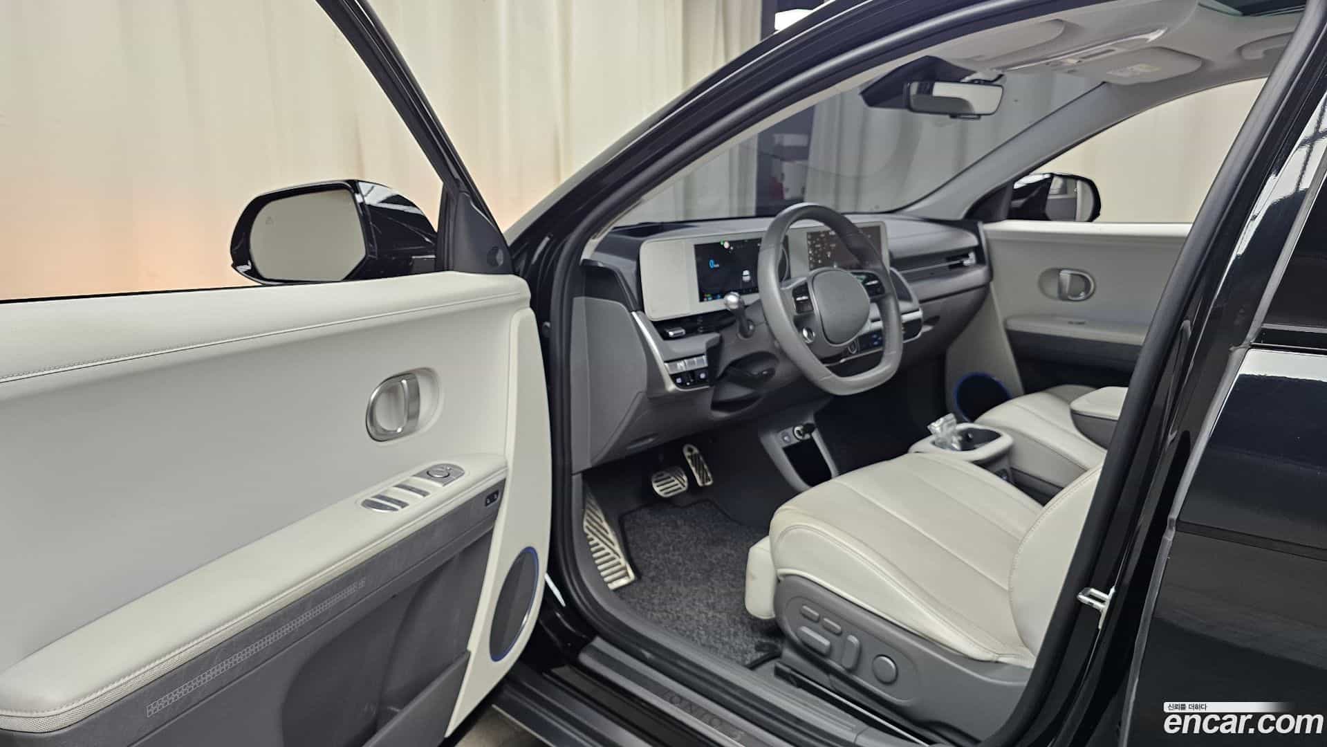 Ioniq5 Hyundai 2022.1-INNER-010