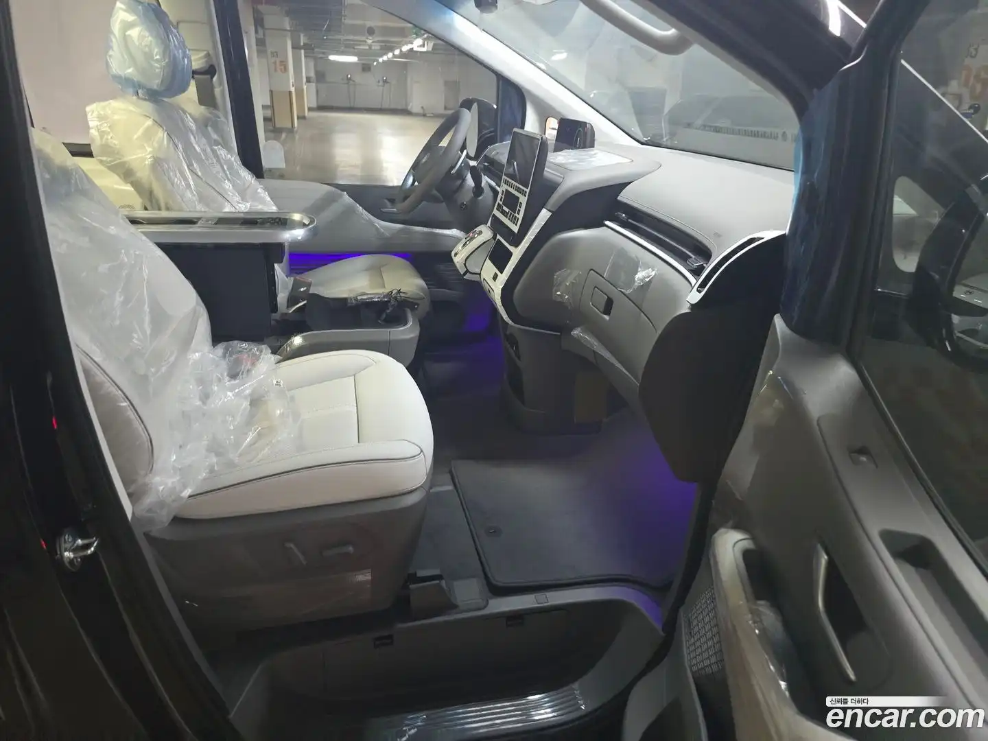Staria Hyundai 2025.6-INNER-010