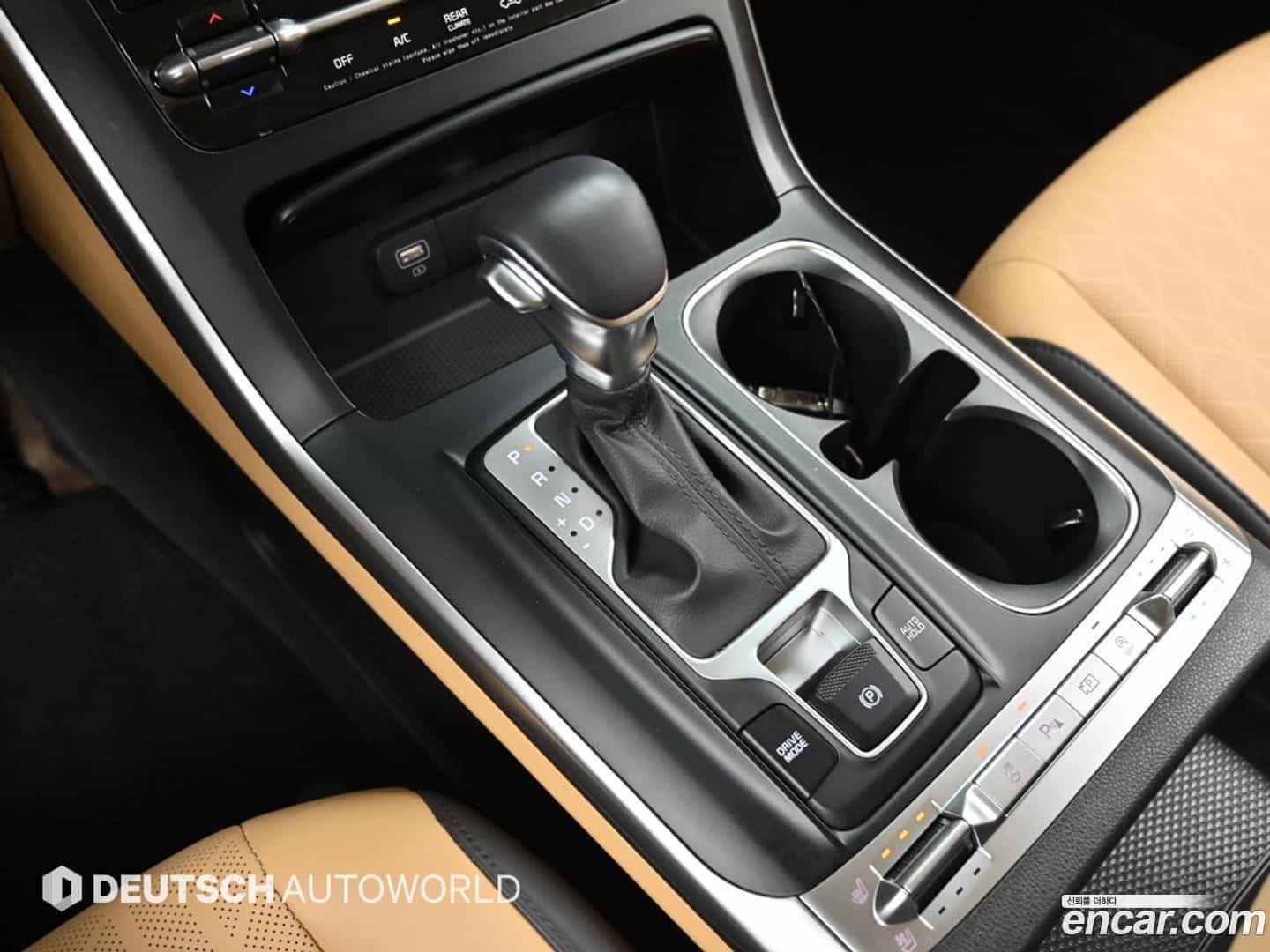 Canival Kia 2023.2-INNER-009