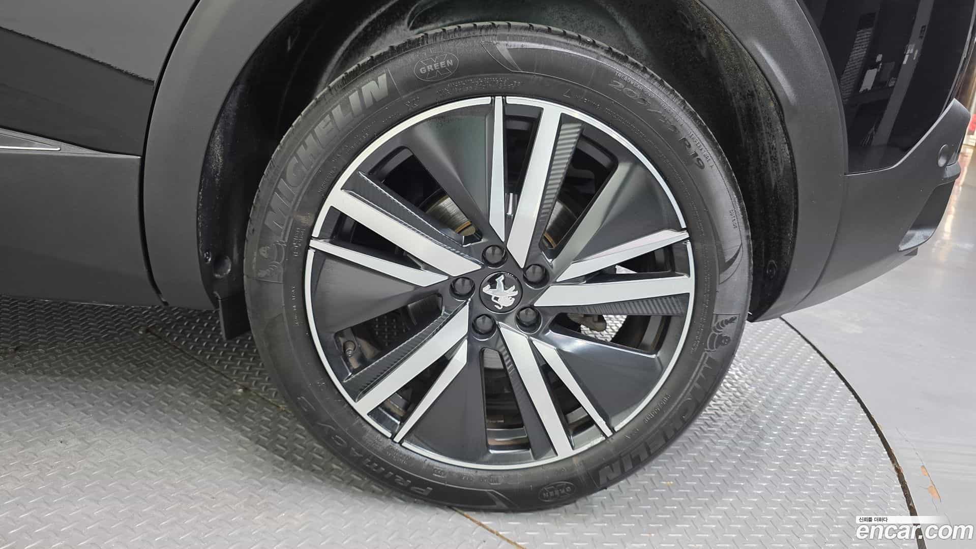 3008 Peugeot 2023.11-OUTER-005
