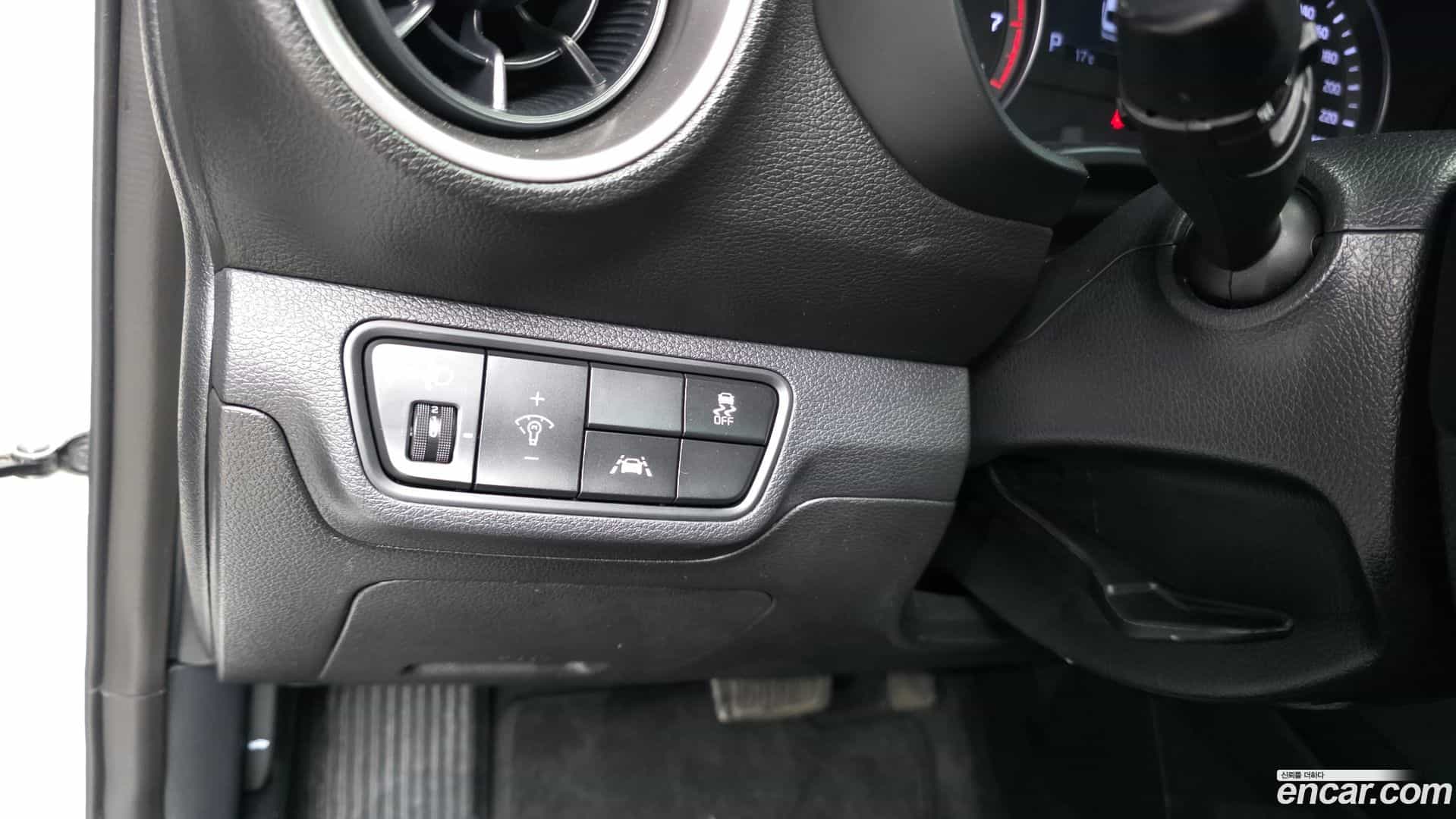 K3 Kia 2019.3-OPTION-022