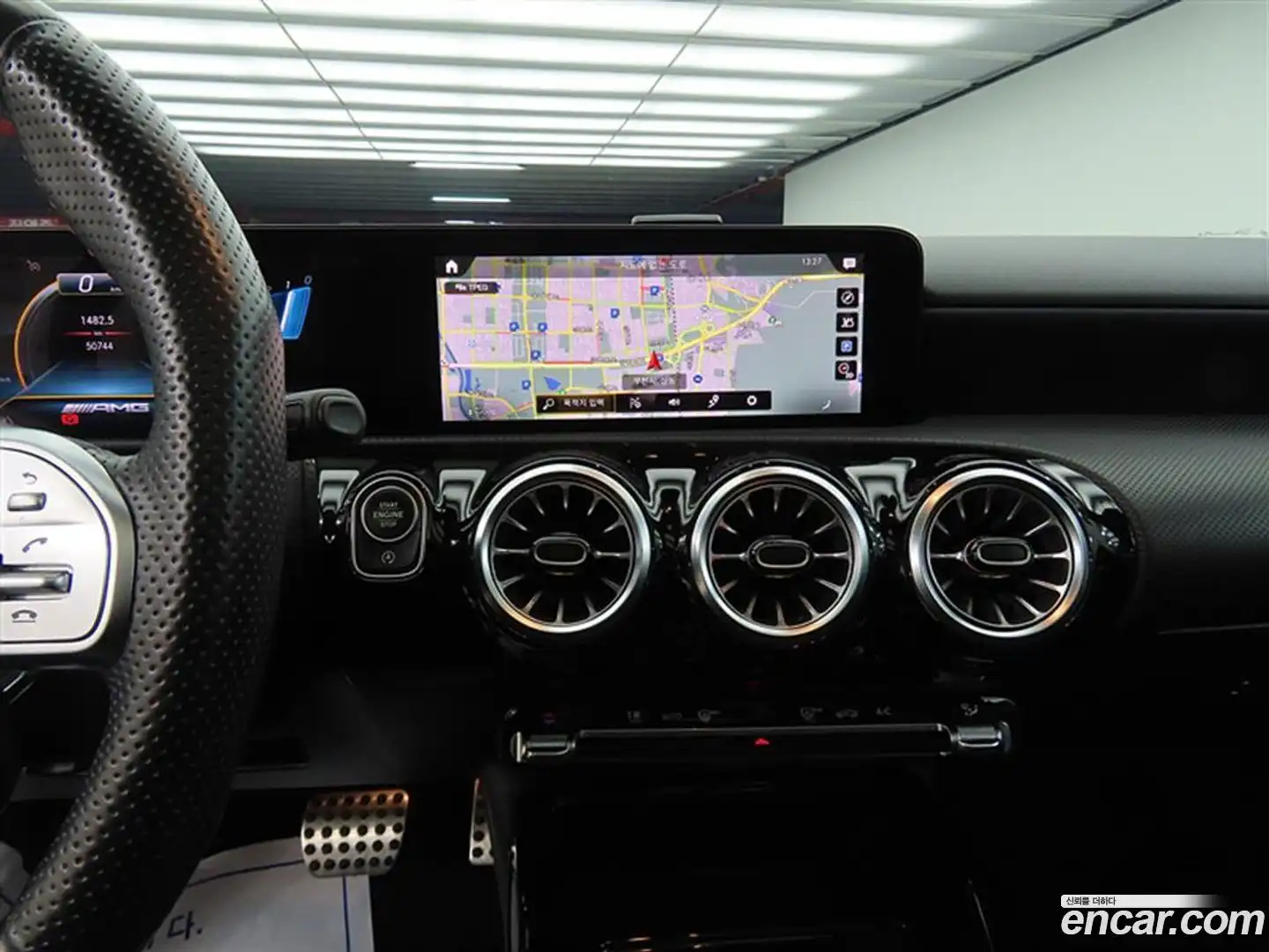A-Class Mercedes-Benz 2022.9-OPTION-016