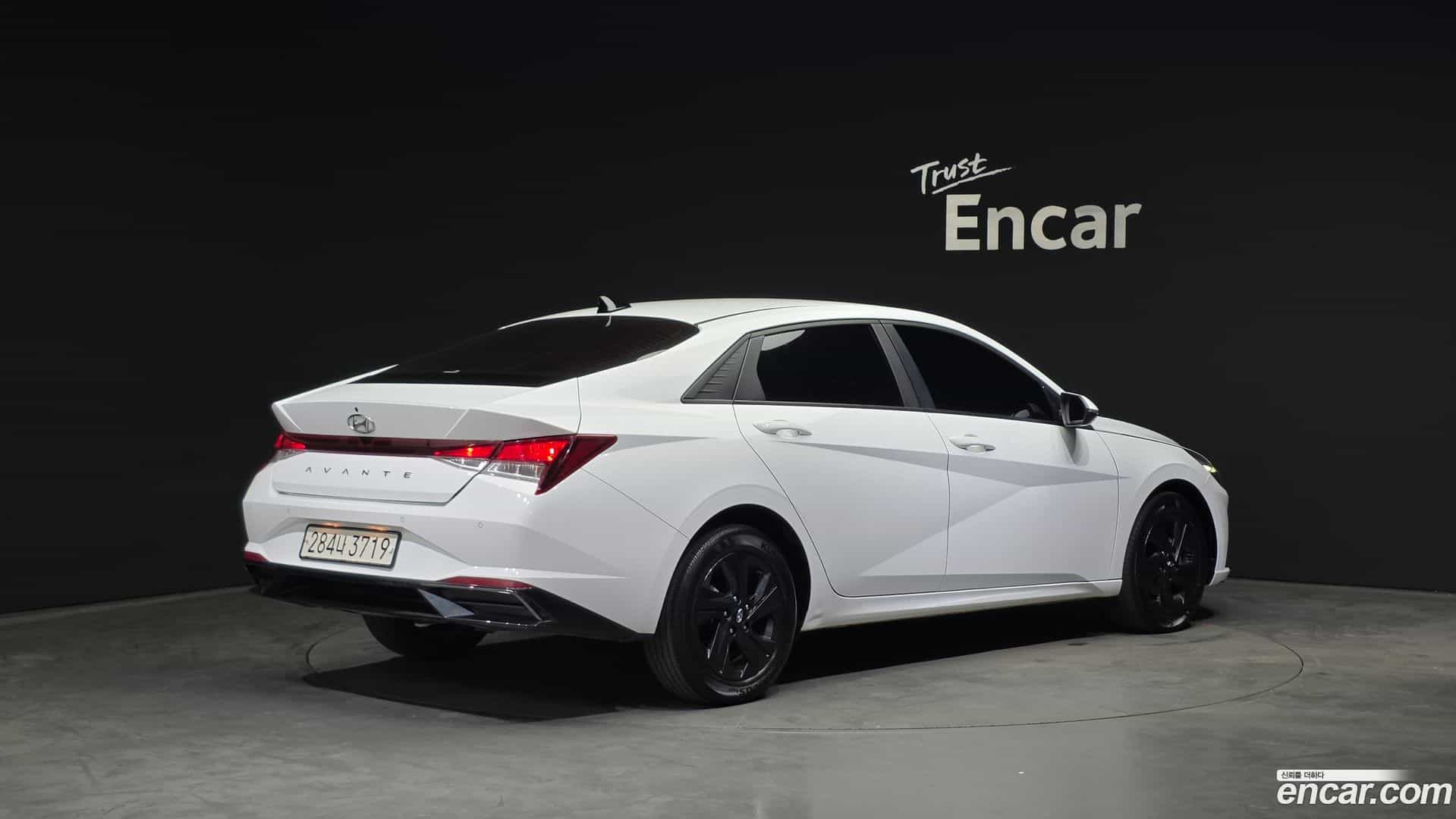 AVANTE Hyundai 2022.3-OUTER-002