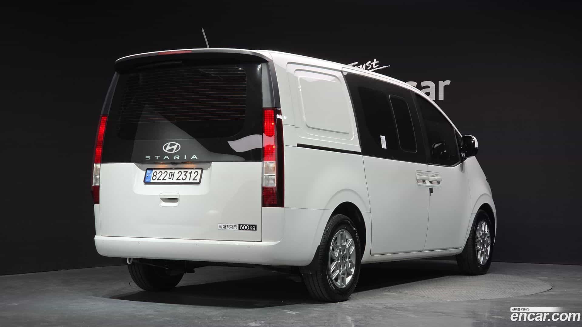 Staria Hyundai 2024.10-OUTER-002