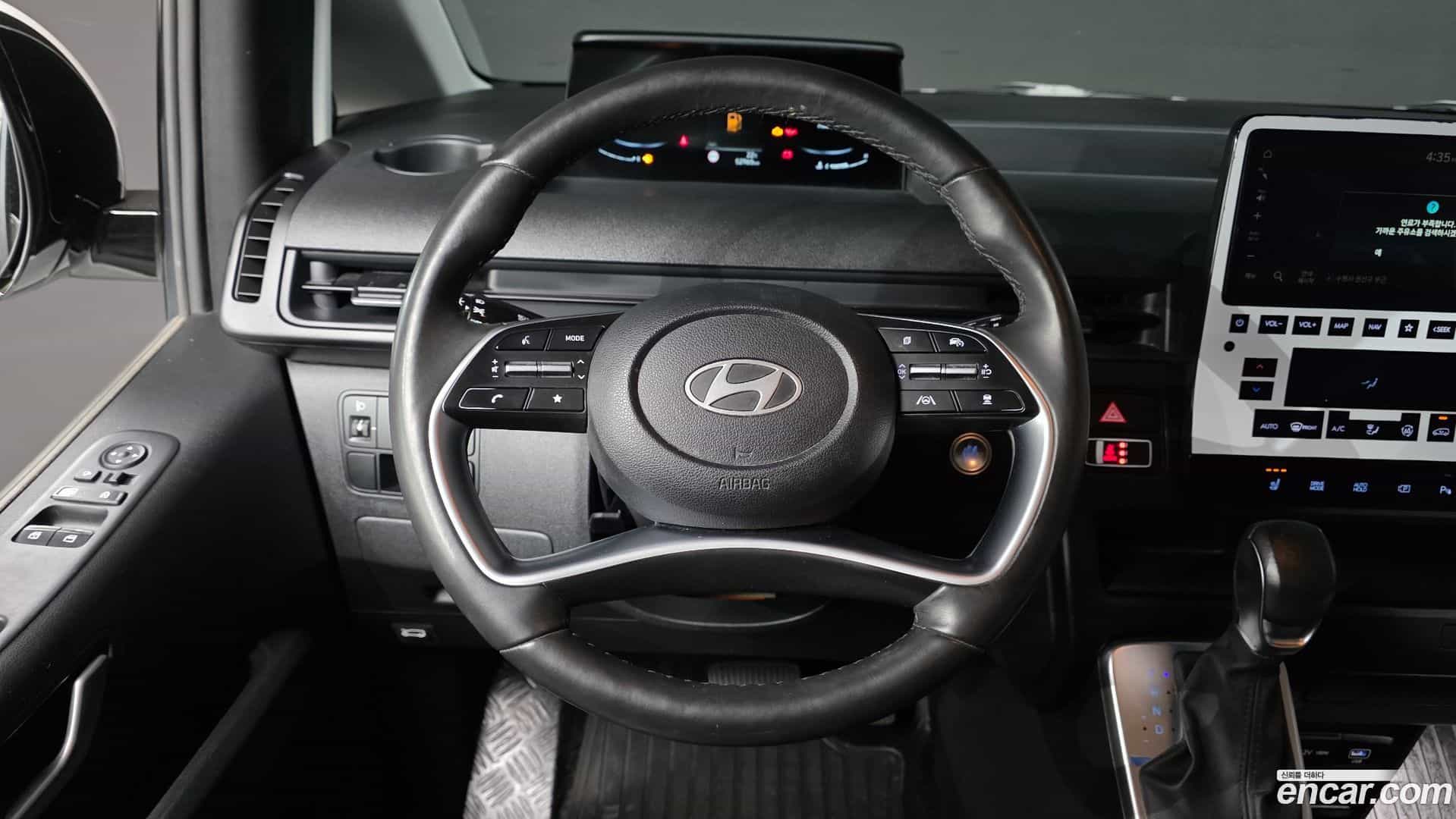 Staria Hyundai 2024.10-OPTION-017