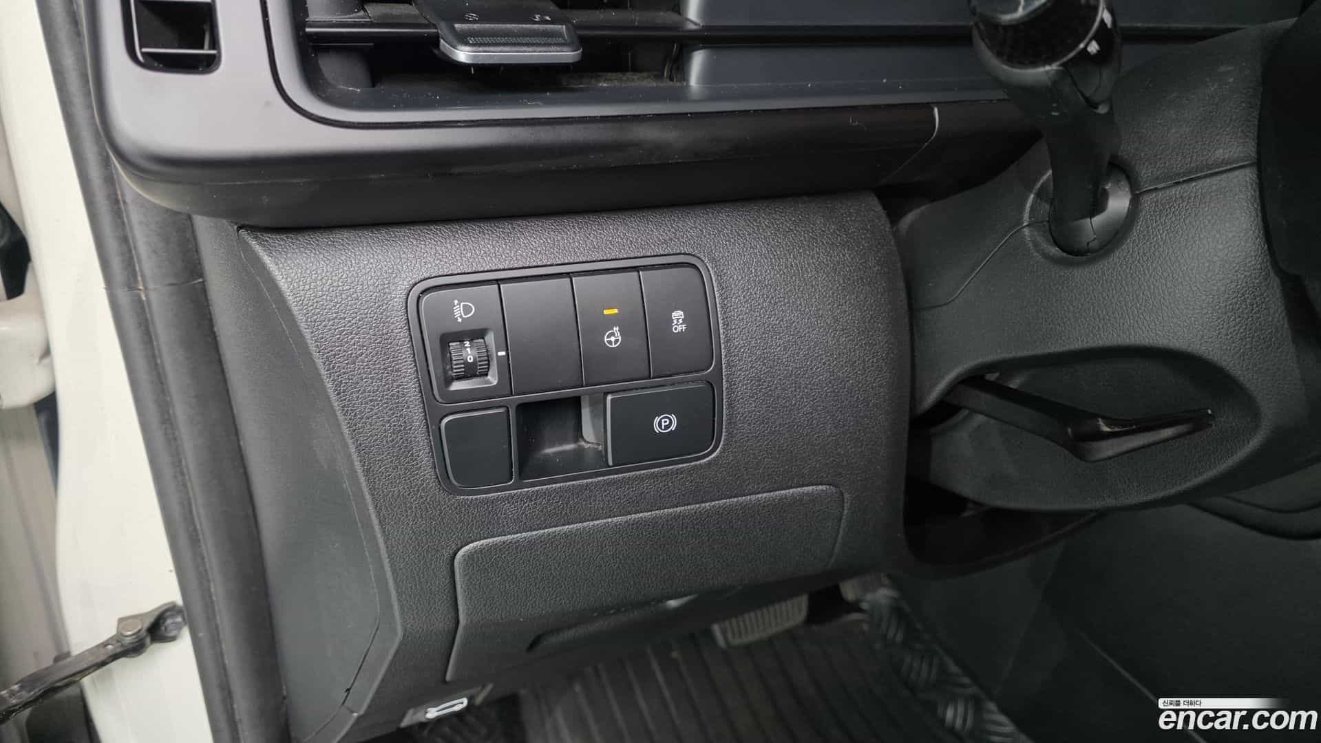 Staria Hyundai 2024.10-OPTION-023
