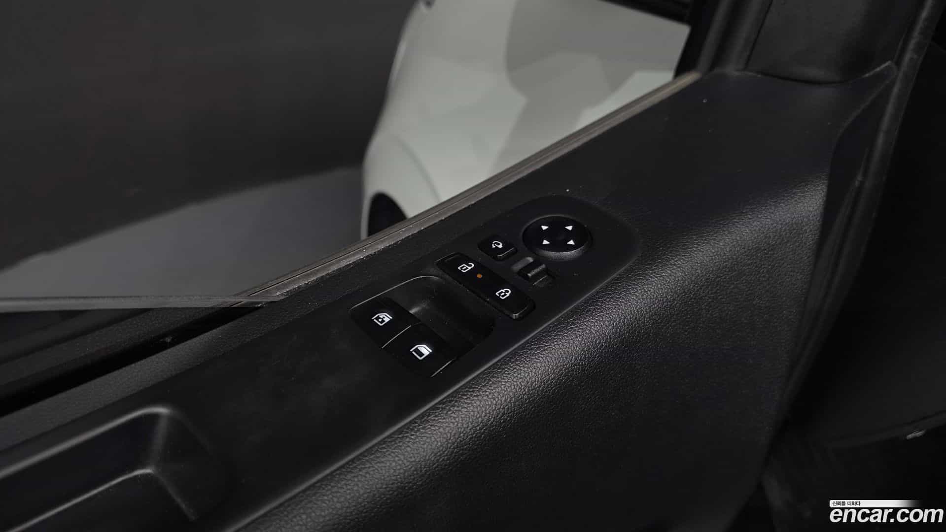 Staria Hyundai 2024.10-OPTION-024