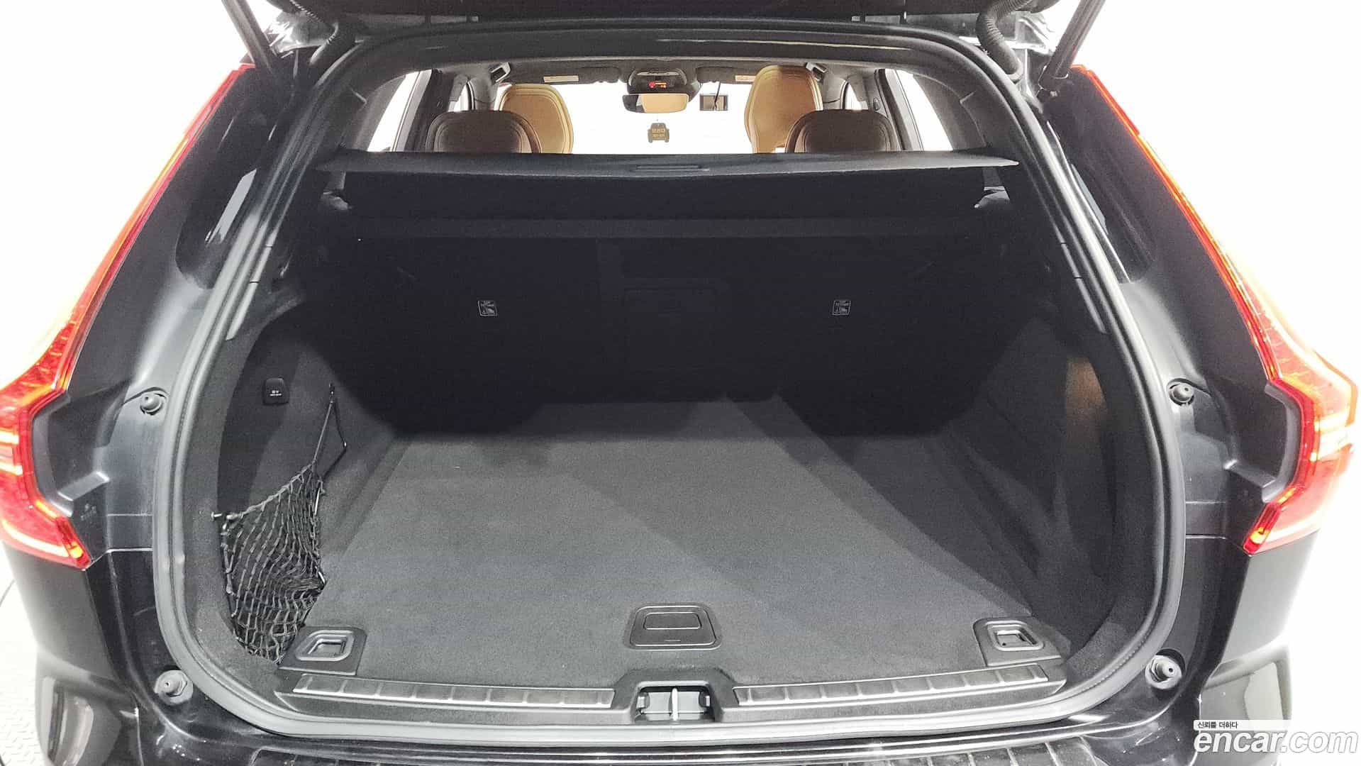 XC60 Volvo 2018.8-OPTION-023