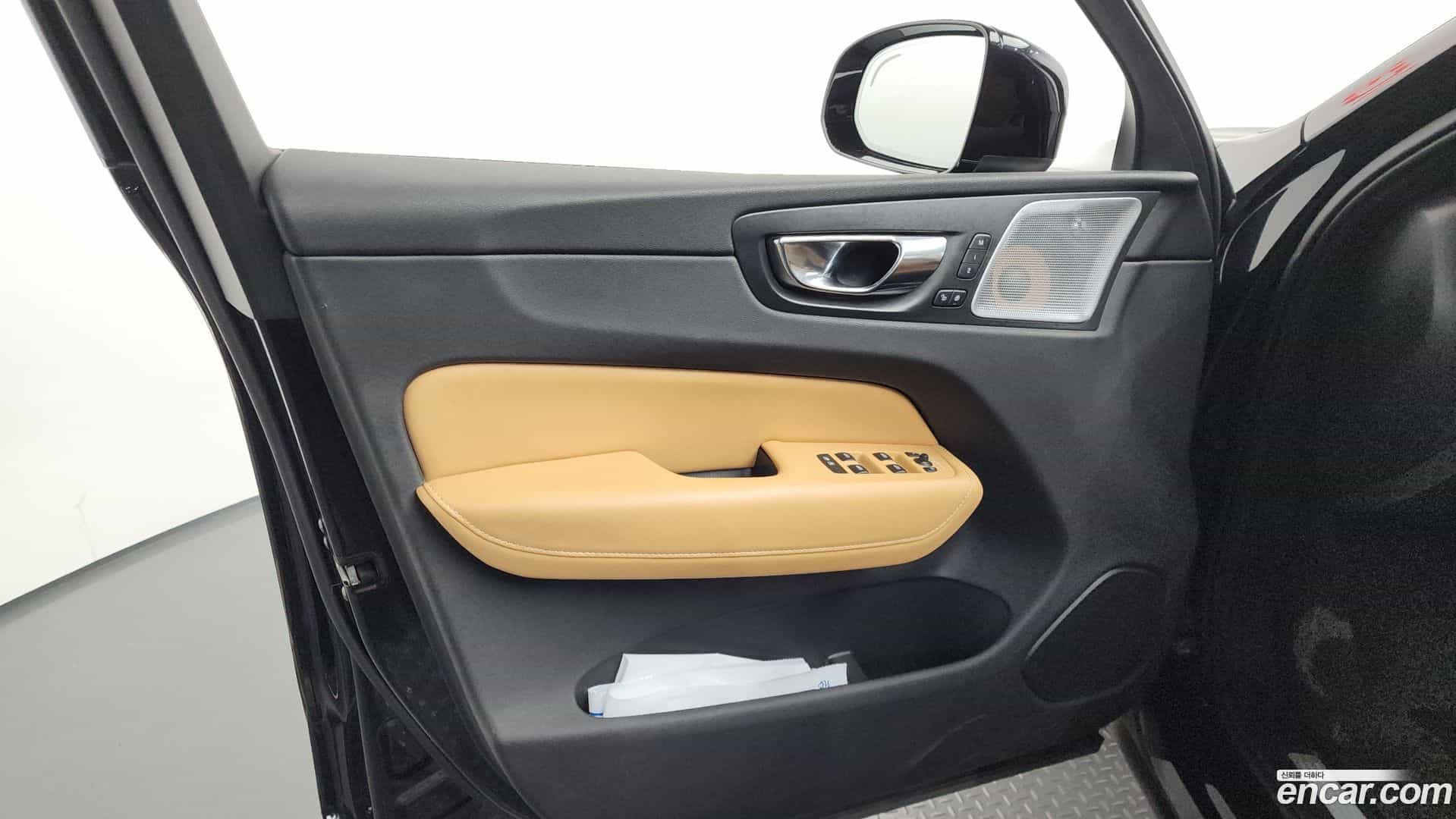 XC60 Volvo 2018.8-INNER-034