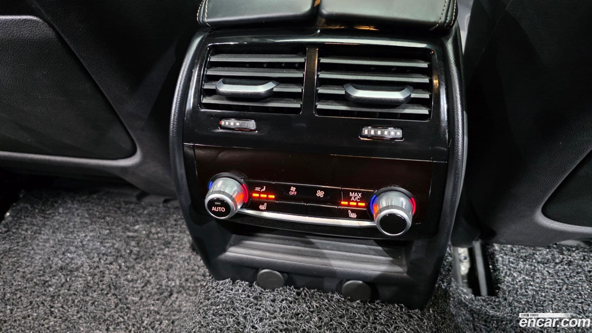 Main__Slider__Photo:5-Series BMW 2019.3-18